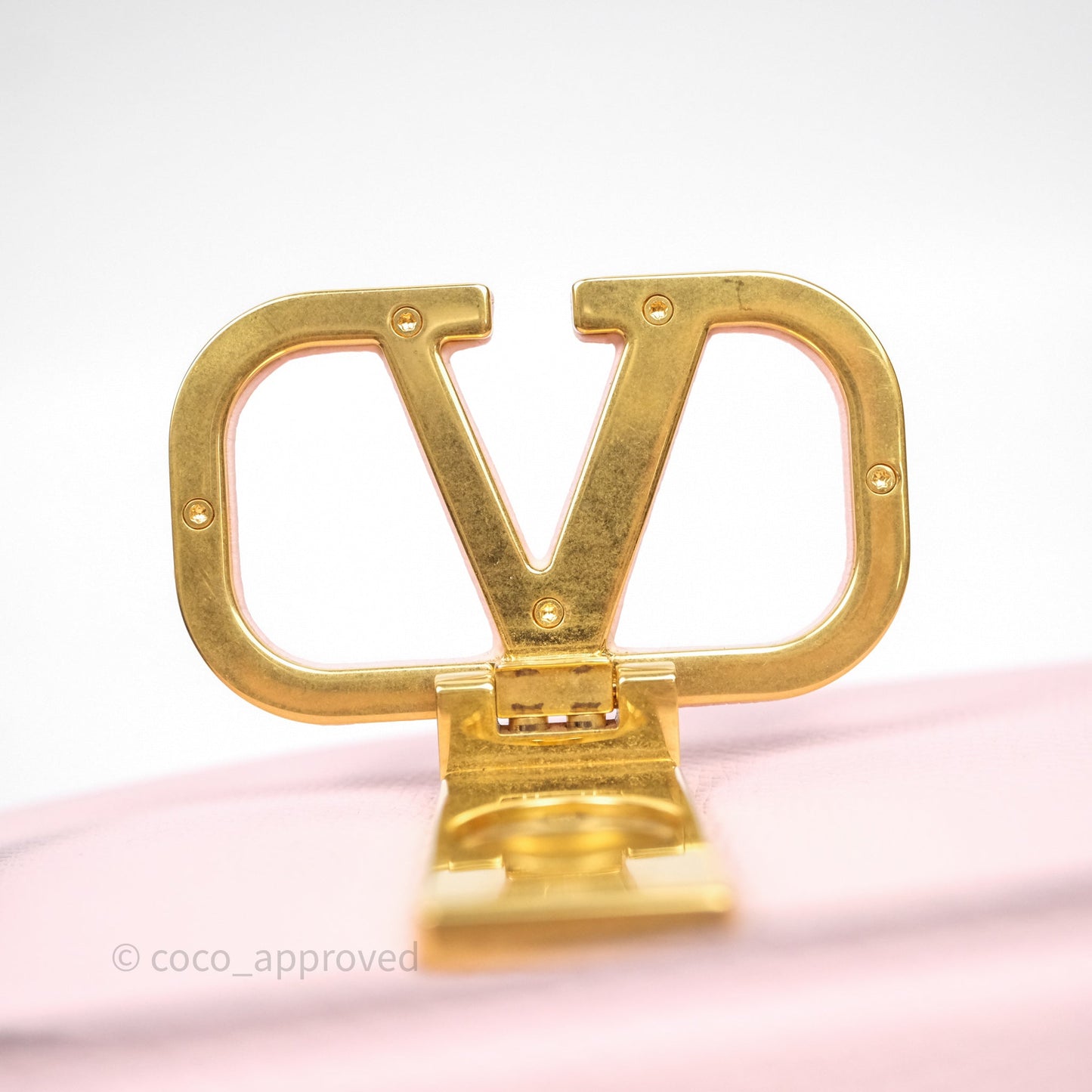 Valentino Garavani Small Vsling Grainy Calfskin Bag Light Pink Aged Gold Hardware