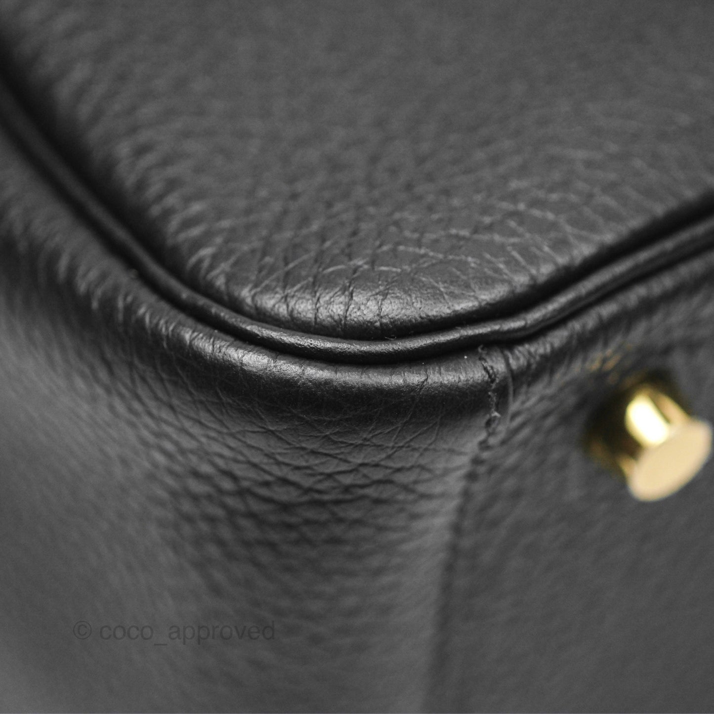 Hermès Lindy 26 Black Noir 89 Clemence Gold Hardware