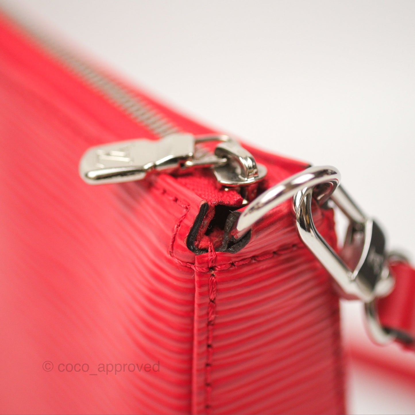 Louis Vuitton Epi Pochette Accessories NM Red