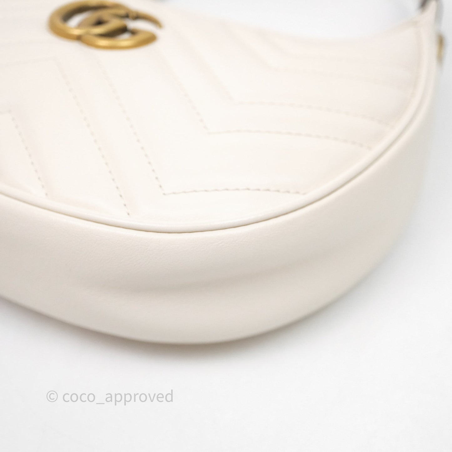 Gucci GG Marmont Half Moon-shaped Hobo Bag White
