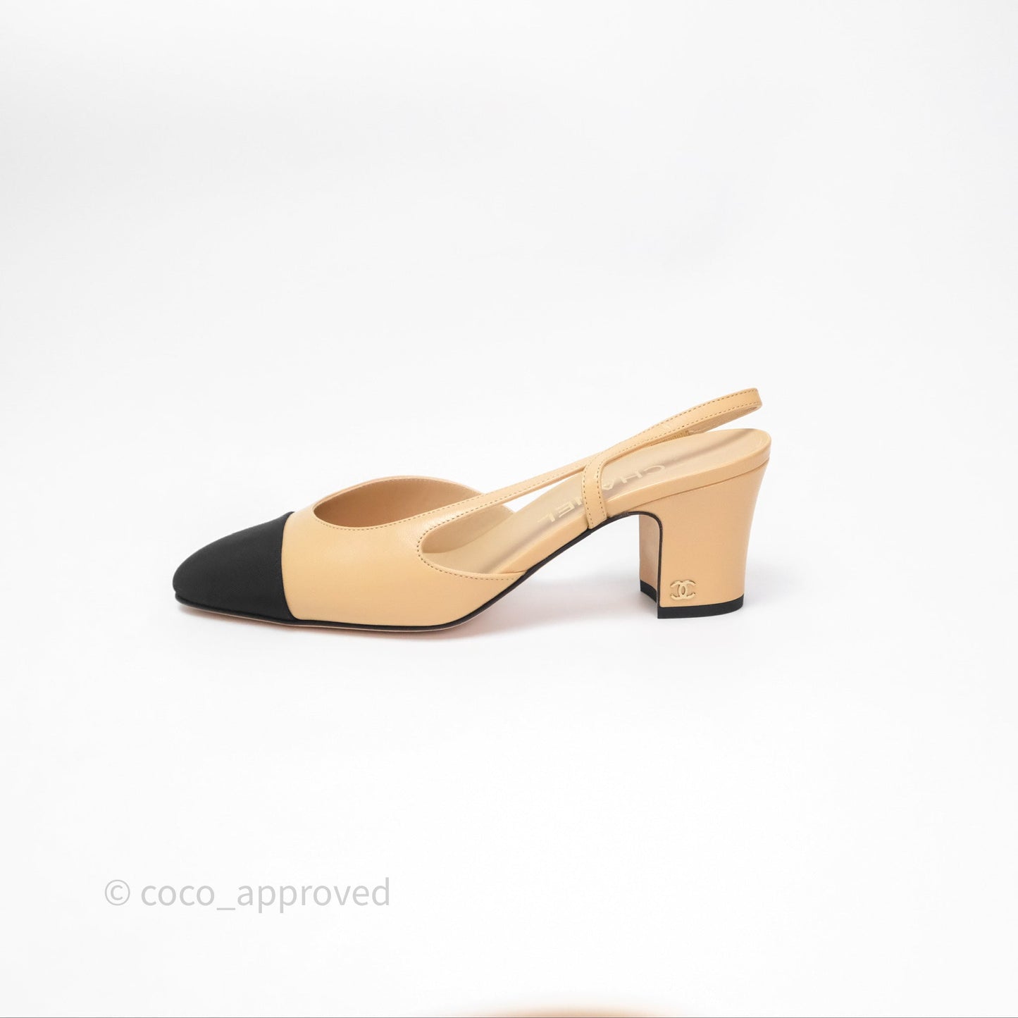 Chanel Classic Slingback Beige Black Leather Size 38