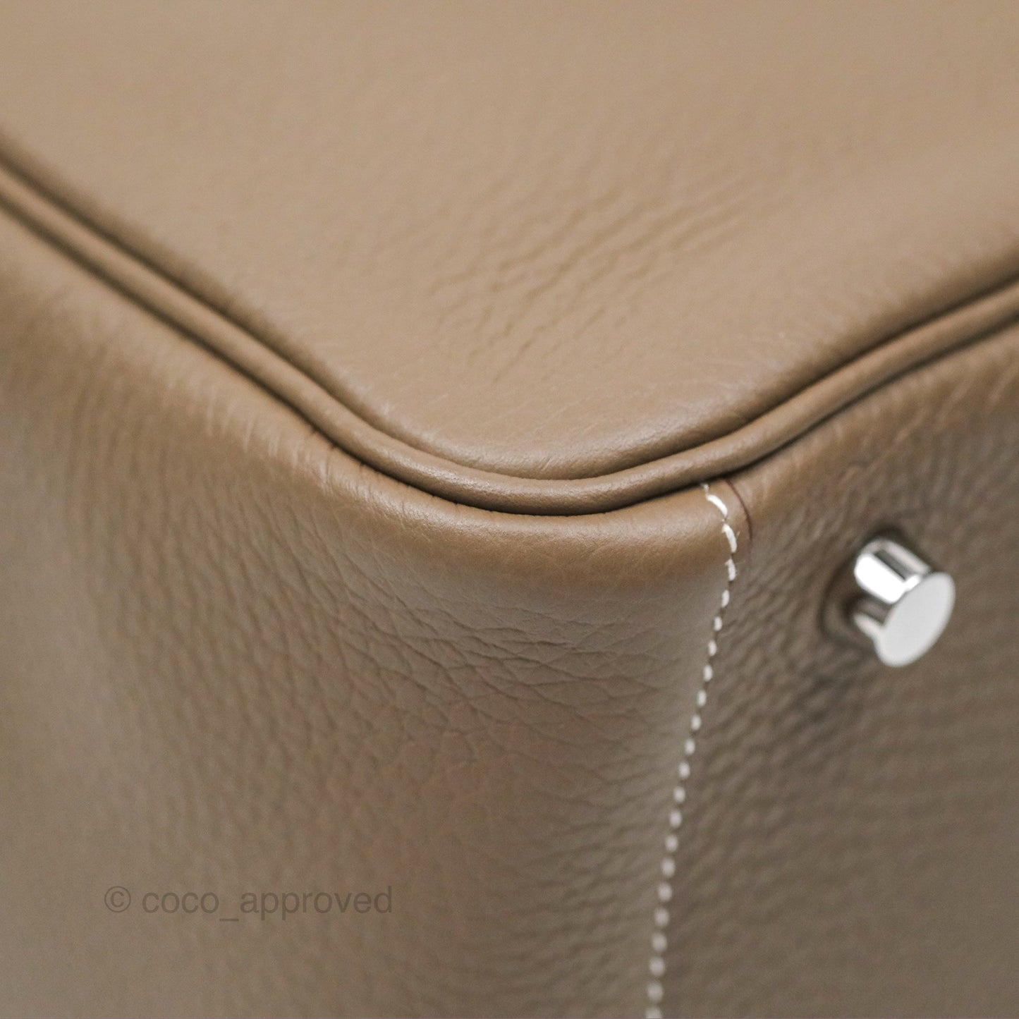 Hermès Lindy 26 Etoupe 18 Clemence Palladium Hardware