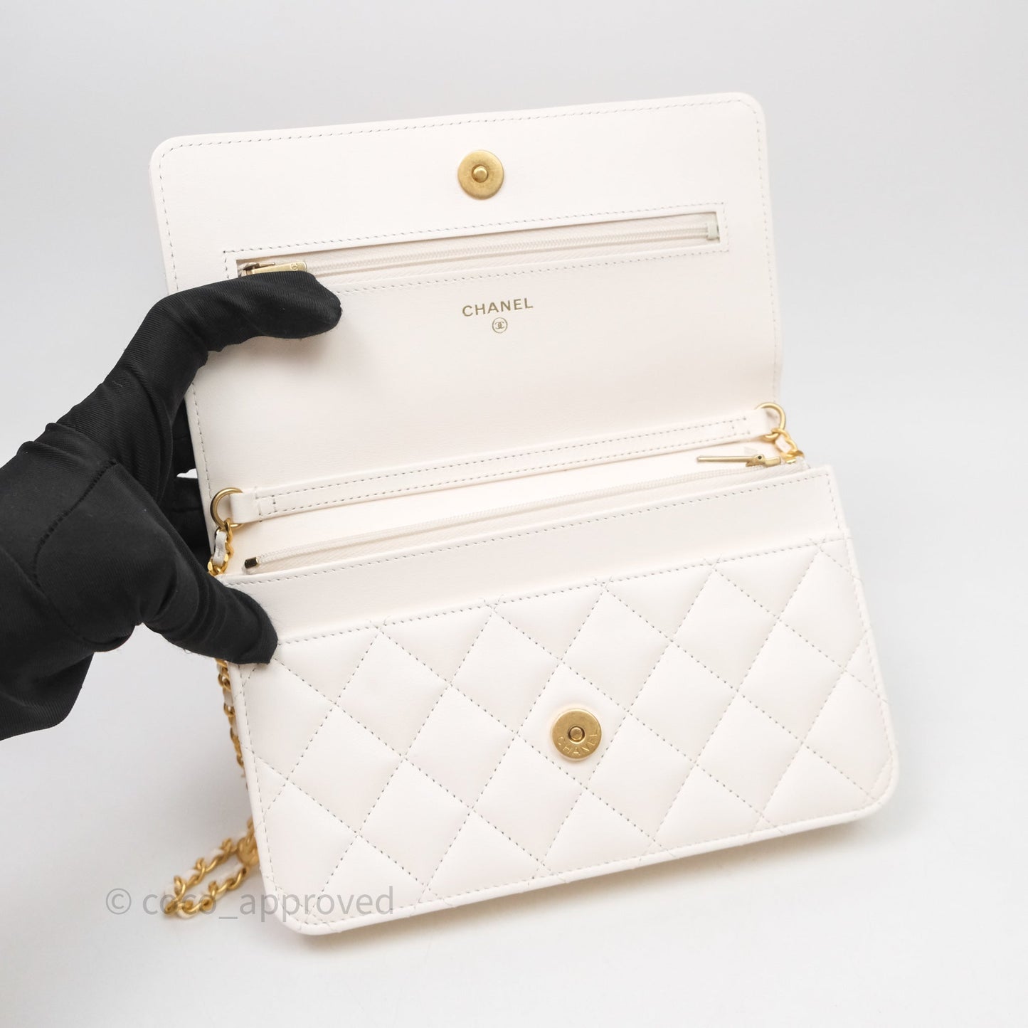 Chanel Coco Heart Chain WOC Ivory White Lambskin Aged Gold Hardware 22K