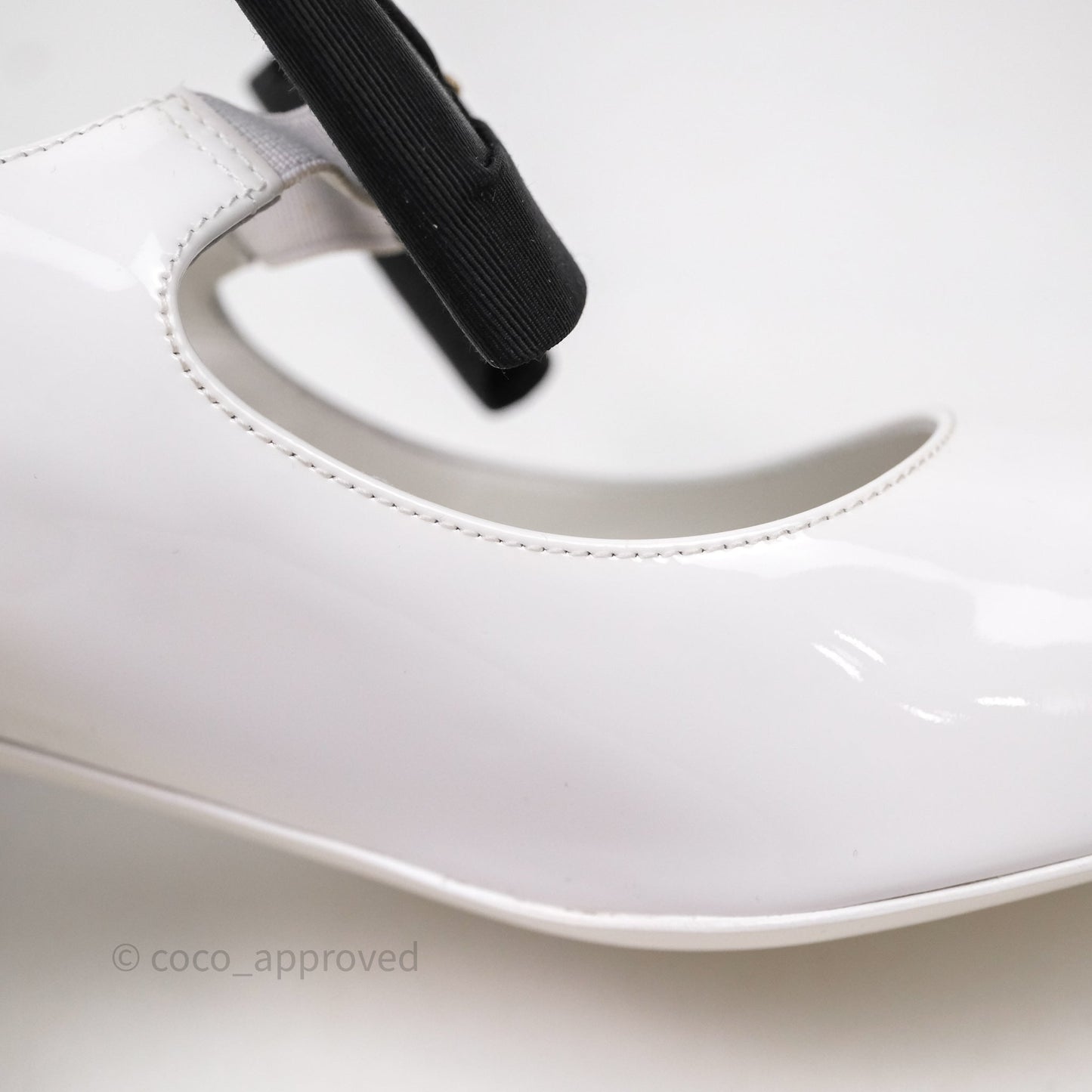 Chanel CC Ribbon Mary Jane Block Heels White Patent Size 39