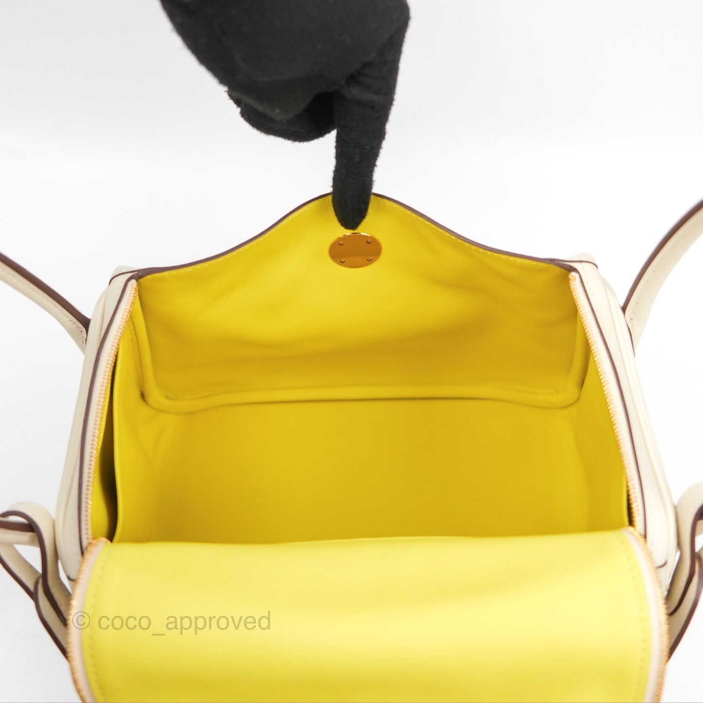 Hermès Lindy 26 Nata/Lime Swift Gold Hardware