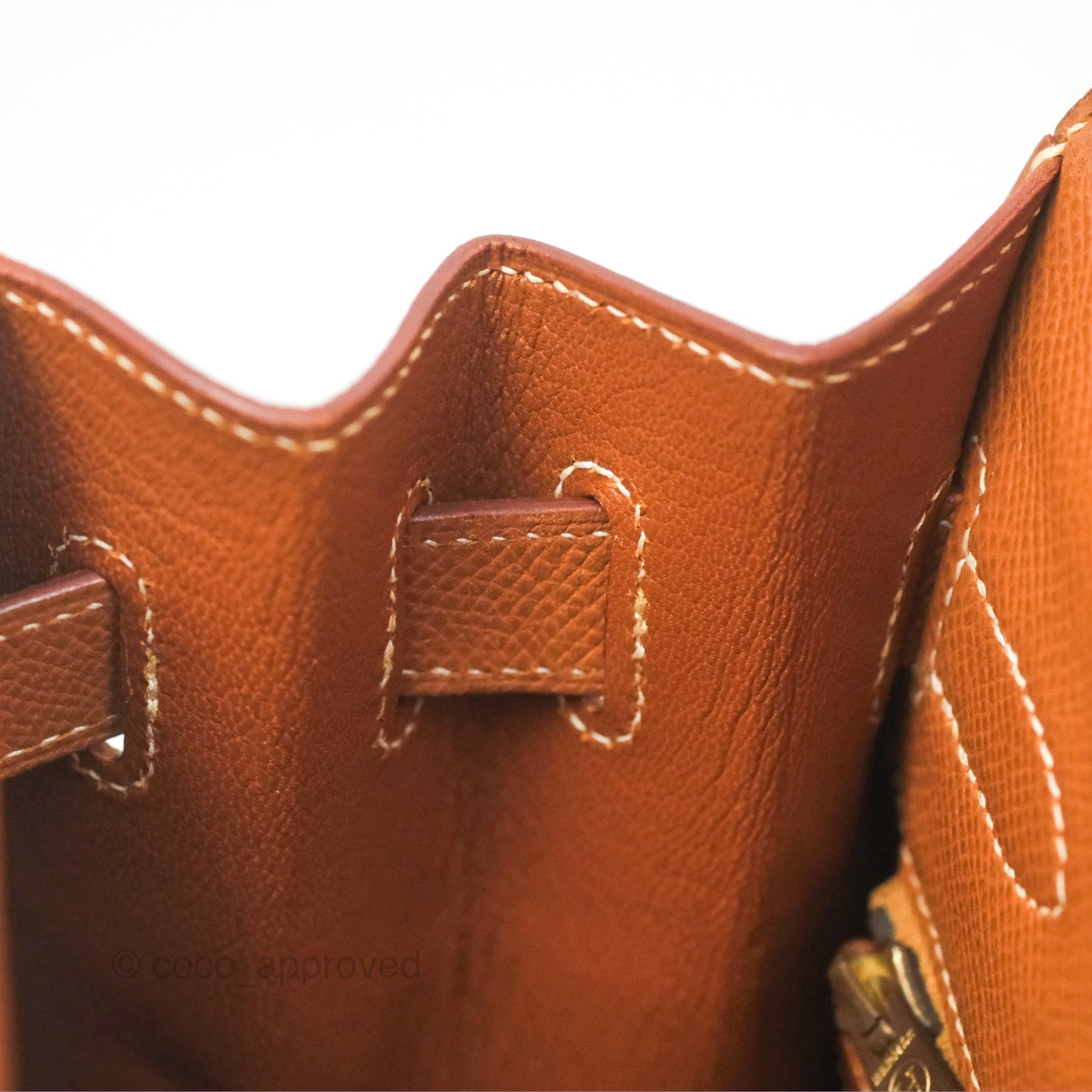 Hermès Kelly 32 Sellier Gold Epsom Gold Hardware