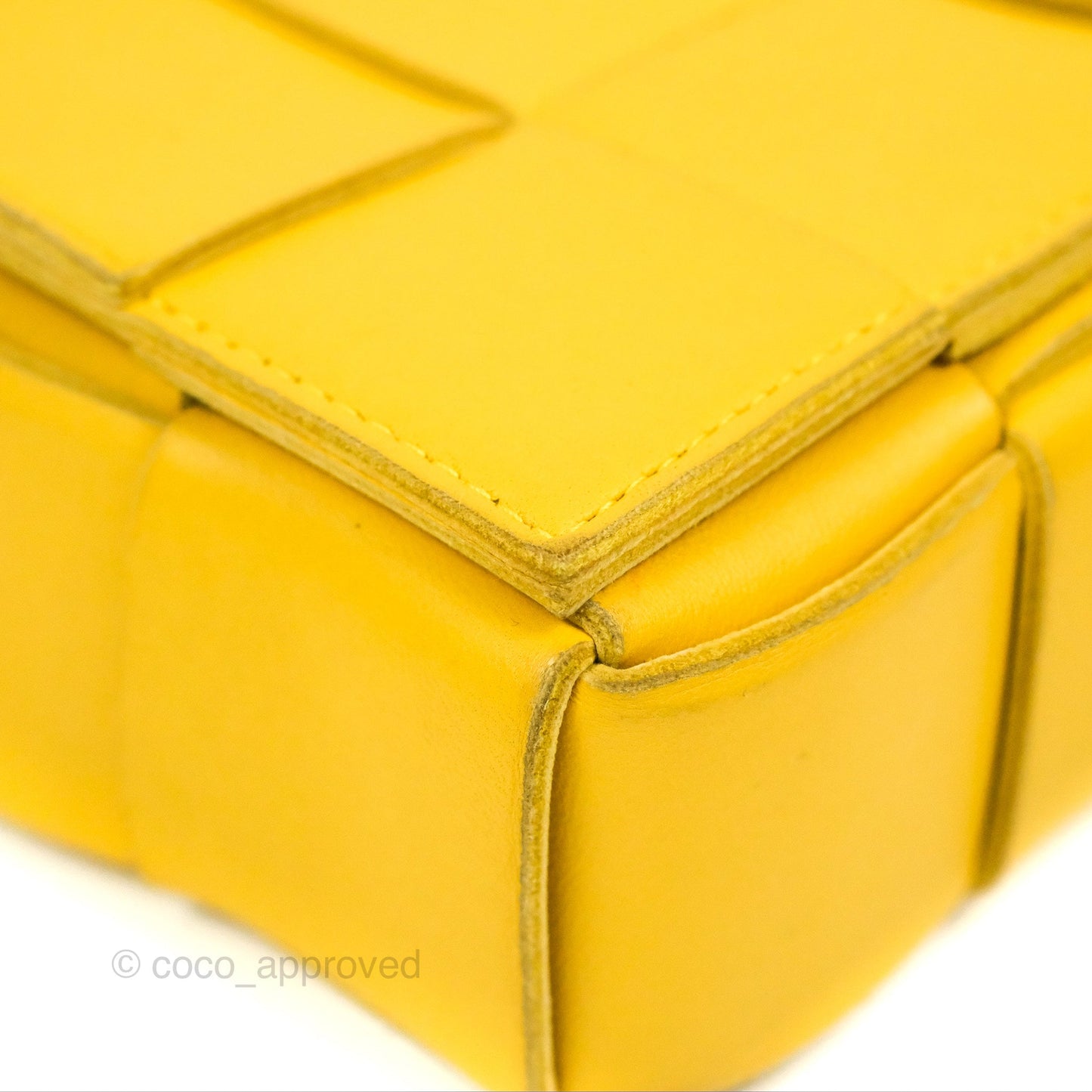 Bottega Veneta Cassette Shoulder Bag Intrecciato Yellow Lambskin