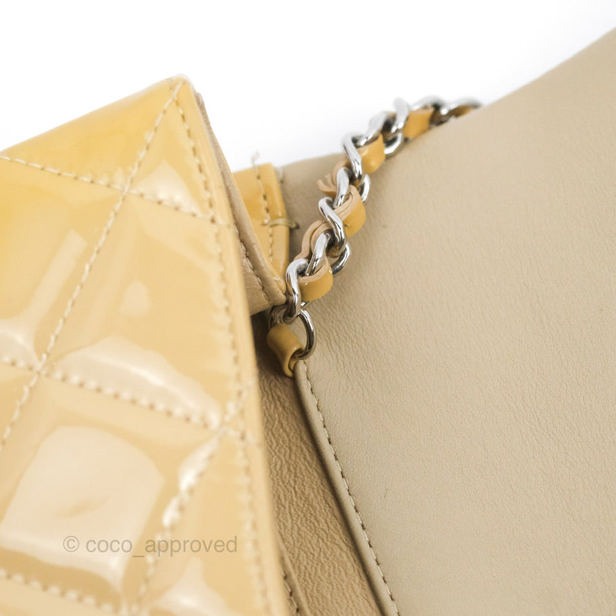 Chanel Quilted Clutch with Chain Beige Patent Silver Hardware