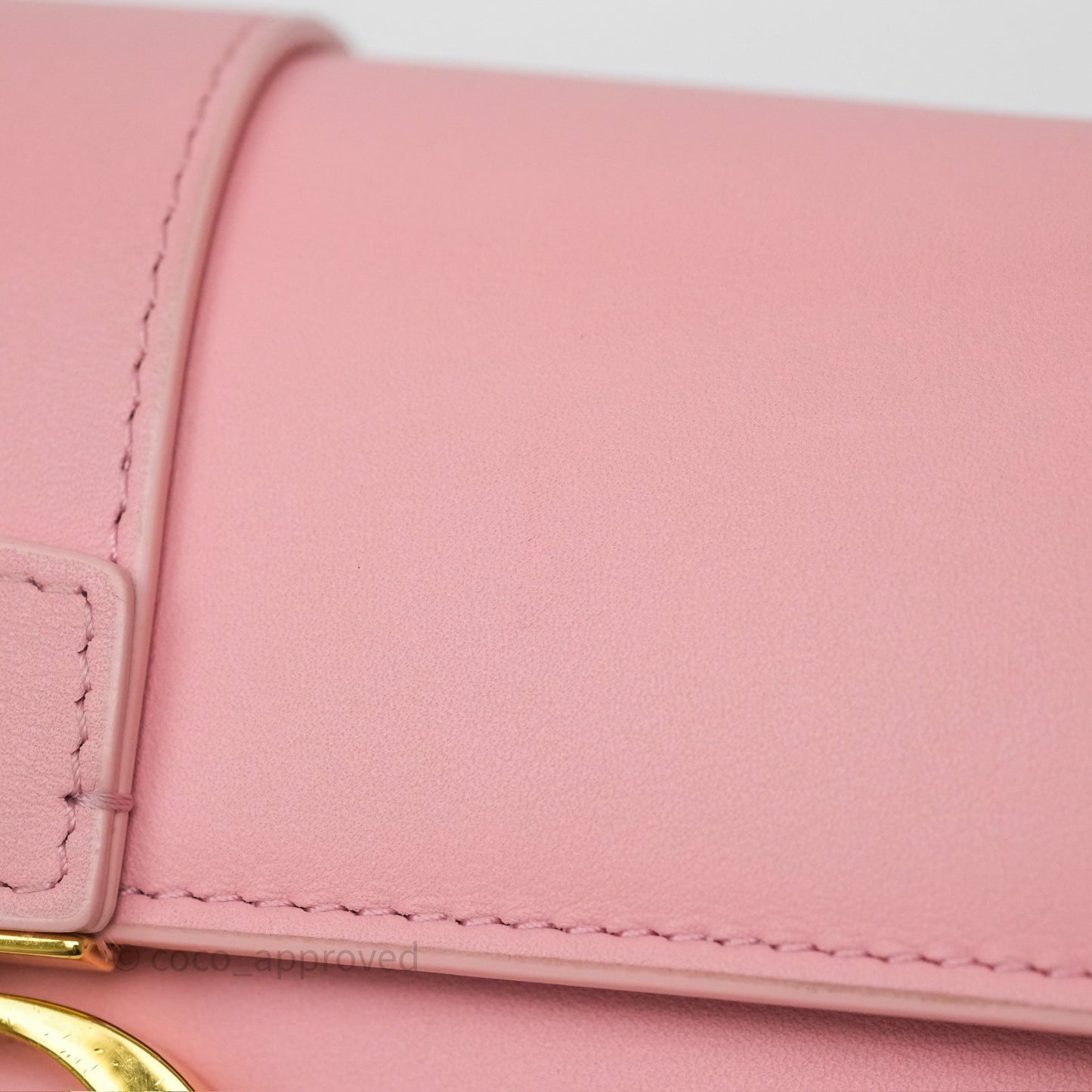 Dior 30 Montaigne East-West Chain Bag Pink