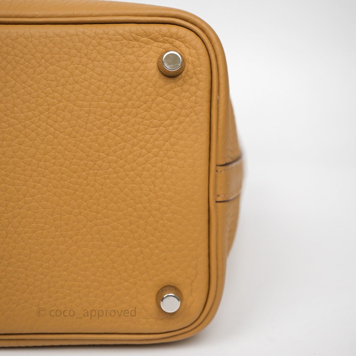 Hermès Picotin Lock 18 Biscuit 4B Clemence Palladium Hardware