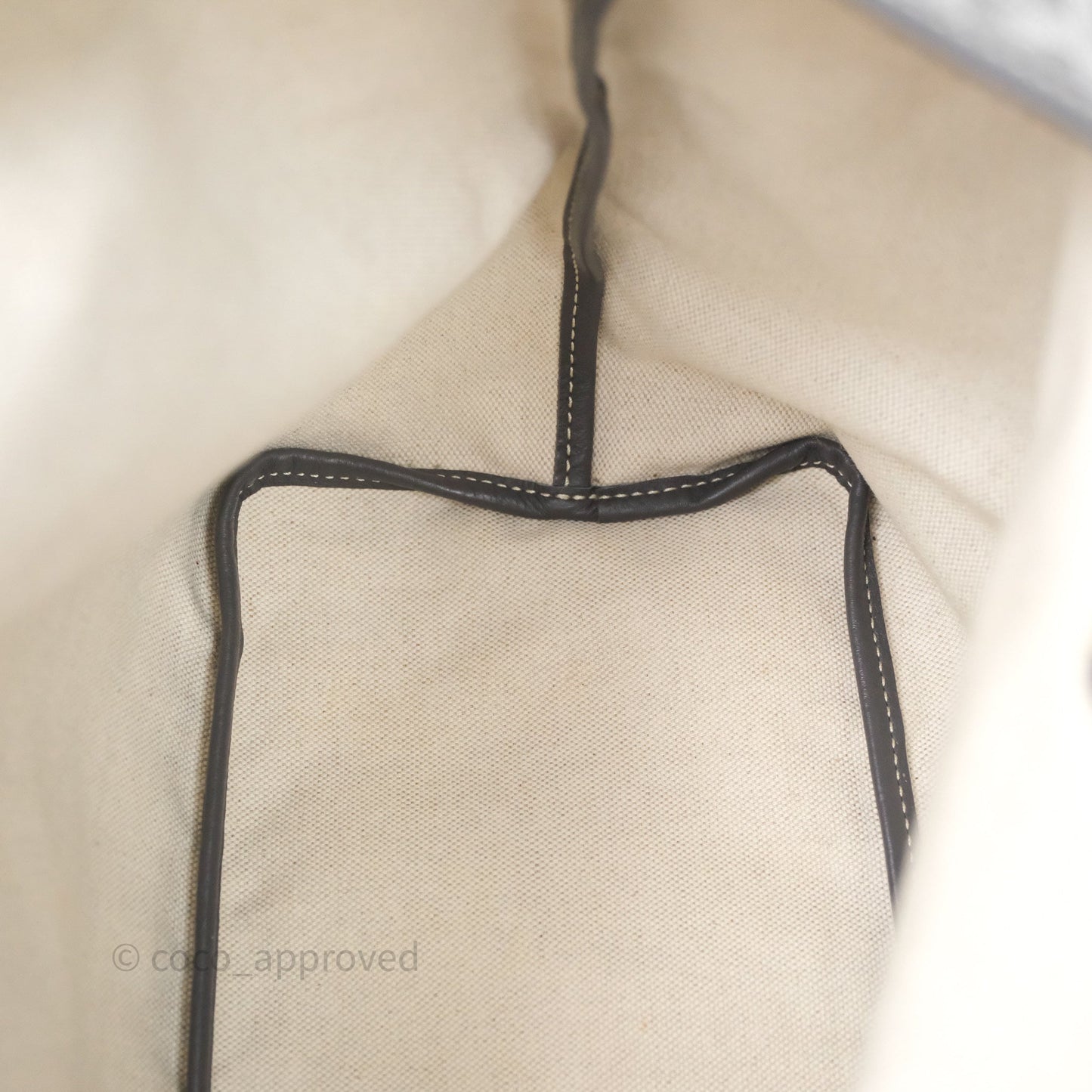 Goyard St Louis Tote PM ⁣⁣⁣⁣⁣⁣⁣⁣⁣⁣⁣⁣⁣⁣⁣⁣⁣⁣⁣⁣Grey
