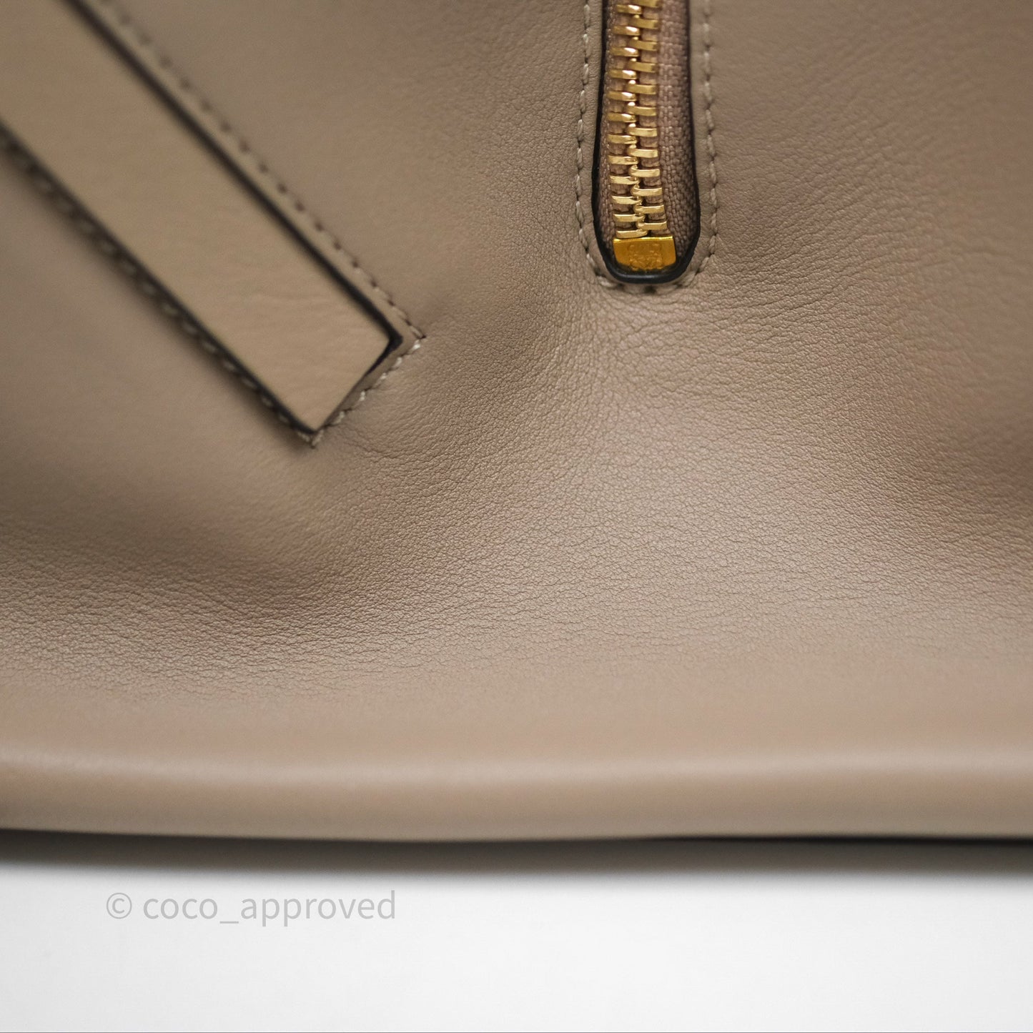 Loewe Small Hammock Shoulder Bag Calfskin Sand