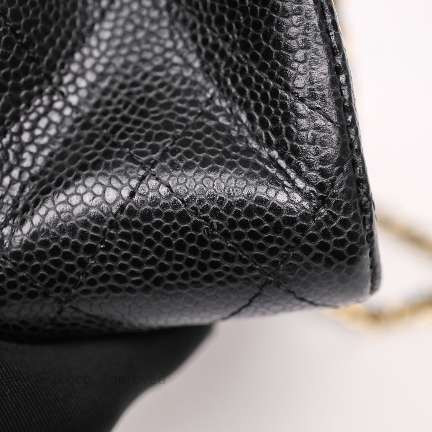 Chanel Classic M/L Medium Flap Quilted Black Caviar Gold Hardware