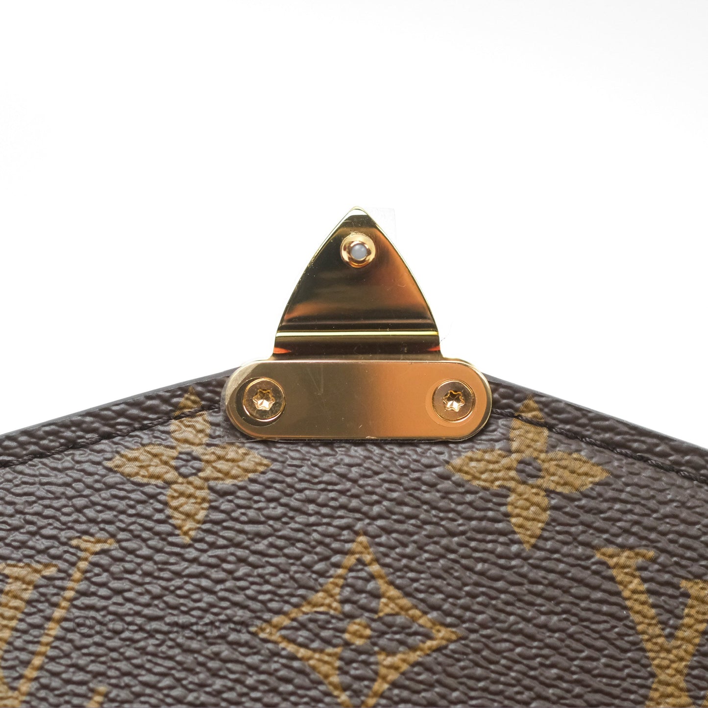 Louis Vuitton Pochette Métis East West Monogram Canvas