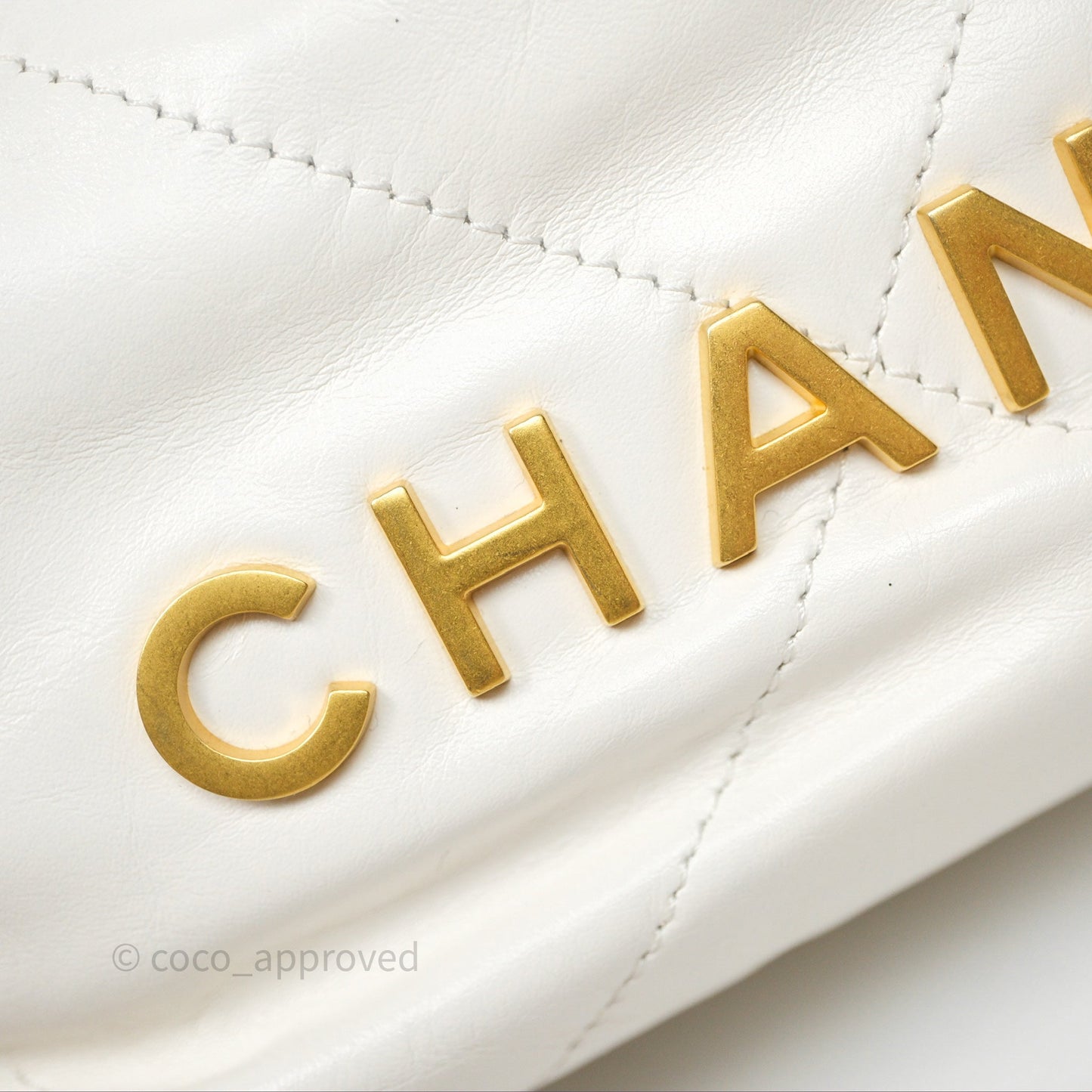 Chanel 22 Mini Bag White Shiny Crumpled Calfskin