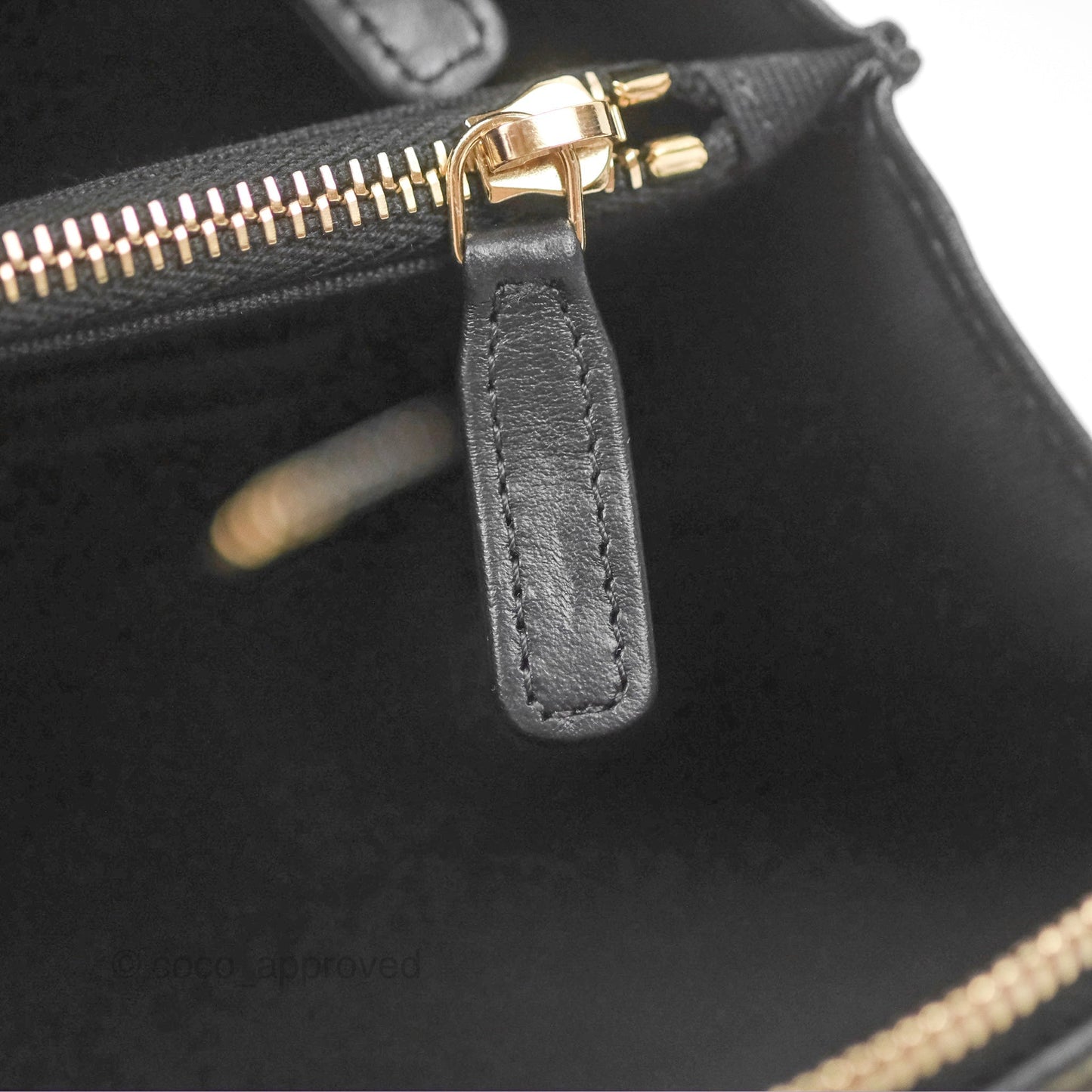 Chanel Quilted Top Handle Vanity Case Black Caviar Gold Hardware 22P