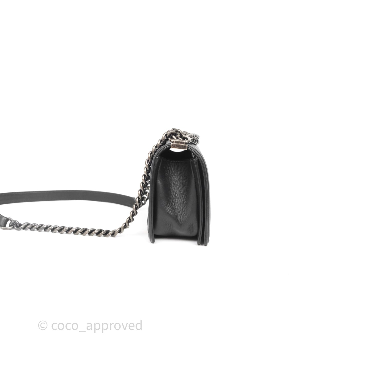 Chanel Quilted Medium Boy Black Lambskin Ruthenium Hardware