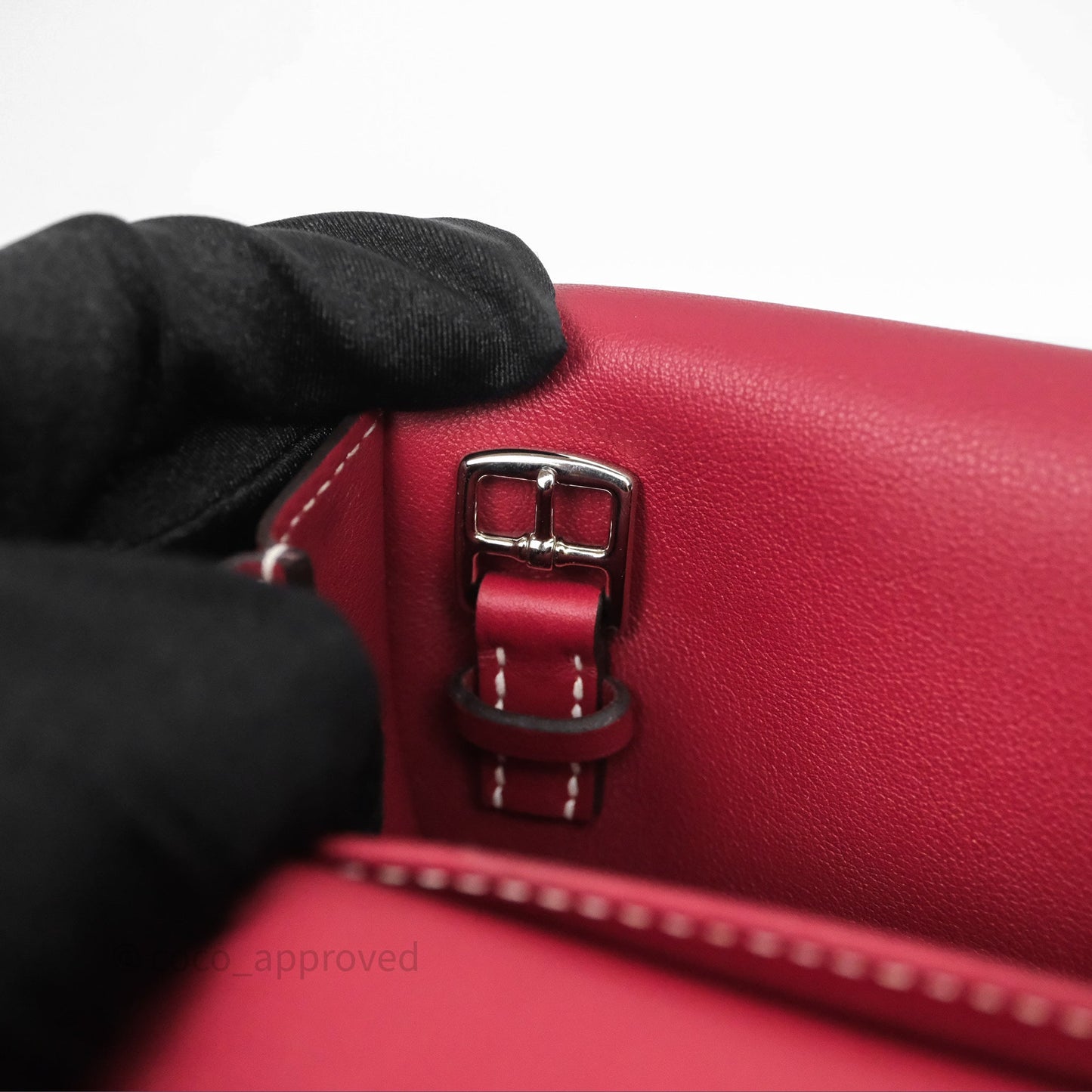 Hermès Halzan 22 Mini Rouge Grenat K1 Swift Palladium Hardware