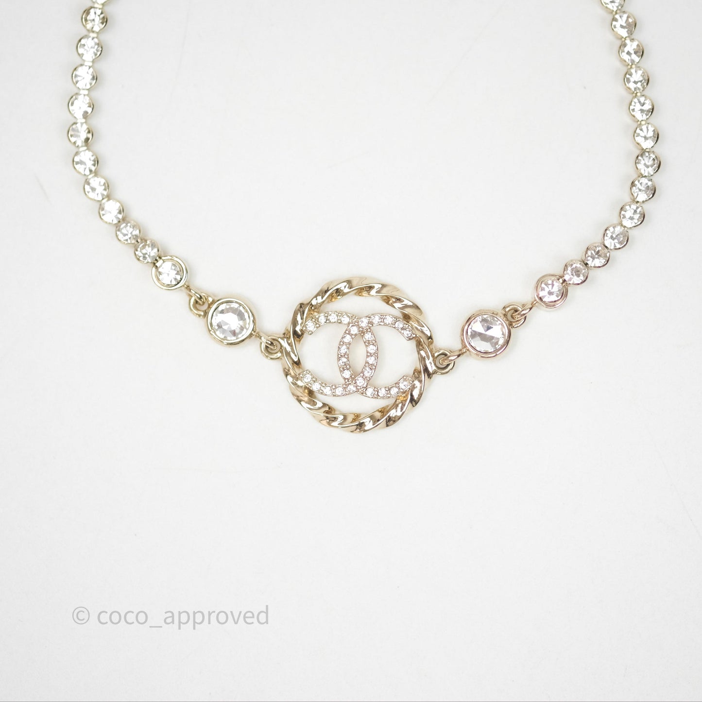Chanel Crystal Round CC Necklace Gold Tone 23B
