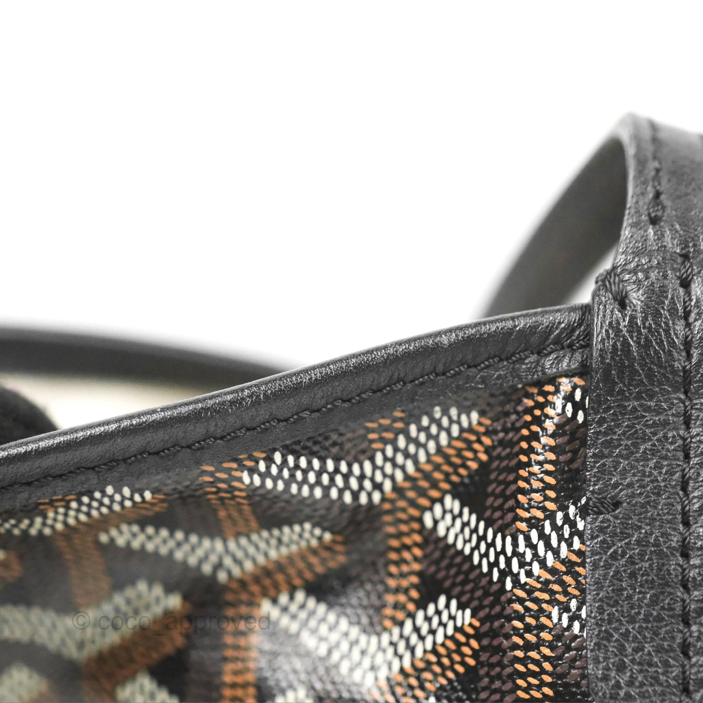 Goyard Saint Louis Black Goyardine Canvas PM⁣⁣⁣⁣⁣⁣⁣⁣⁣⁣⁣⁣⁣⁣⁣⁣⁣⁣⁣⁣