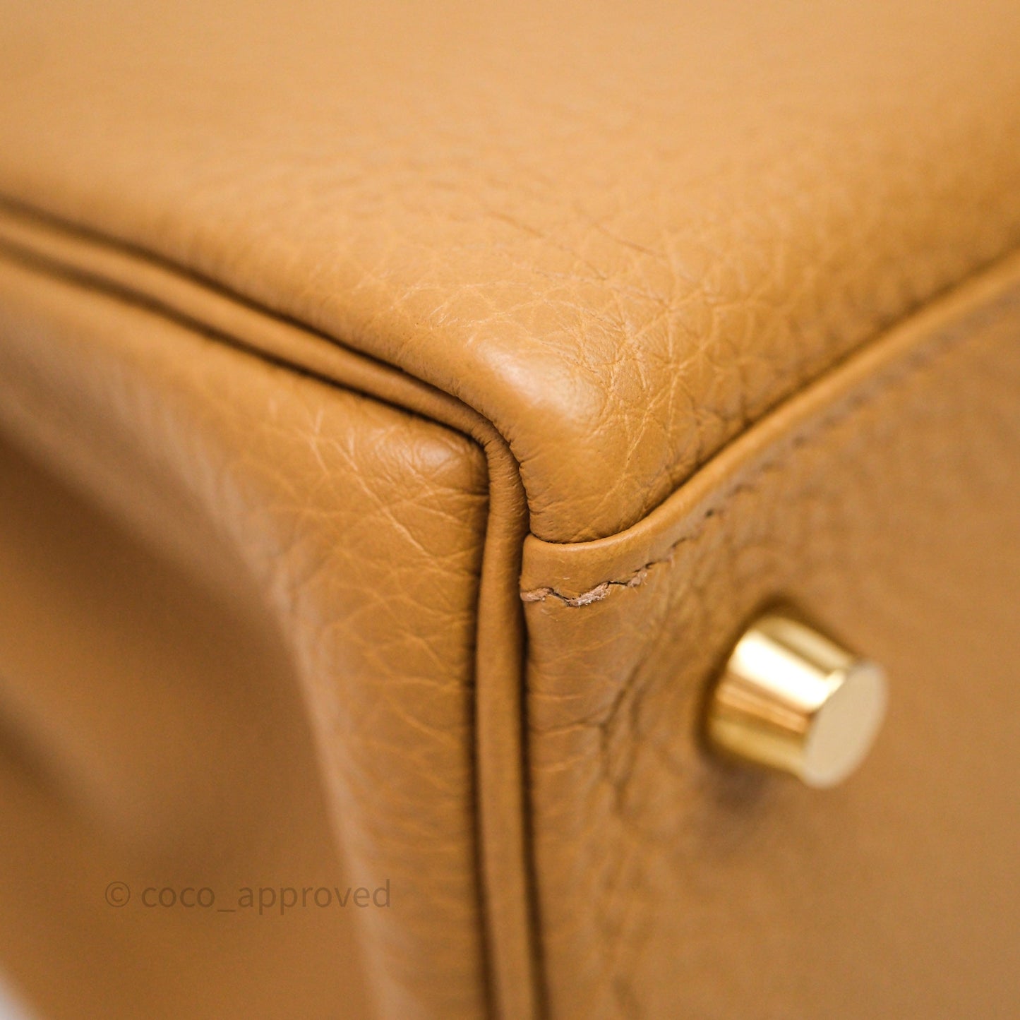 Hermès Kelly 28 Biscuit 4B Togo Gold Hardware