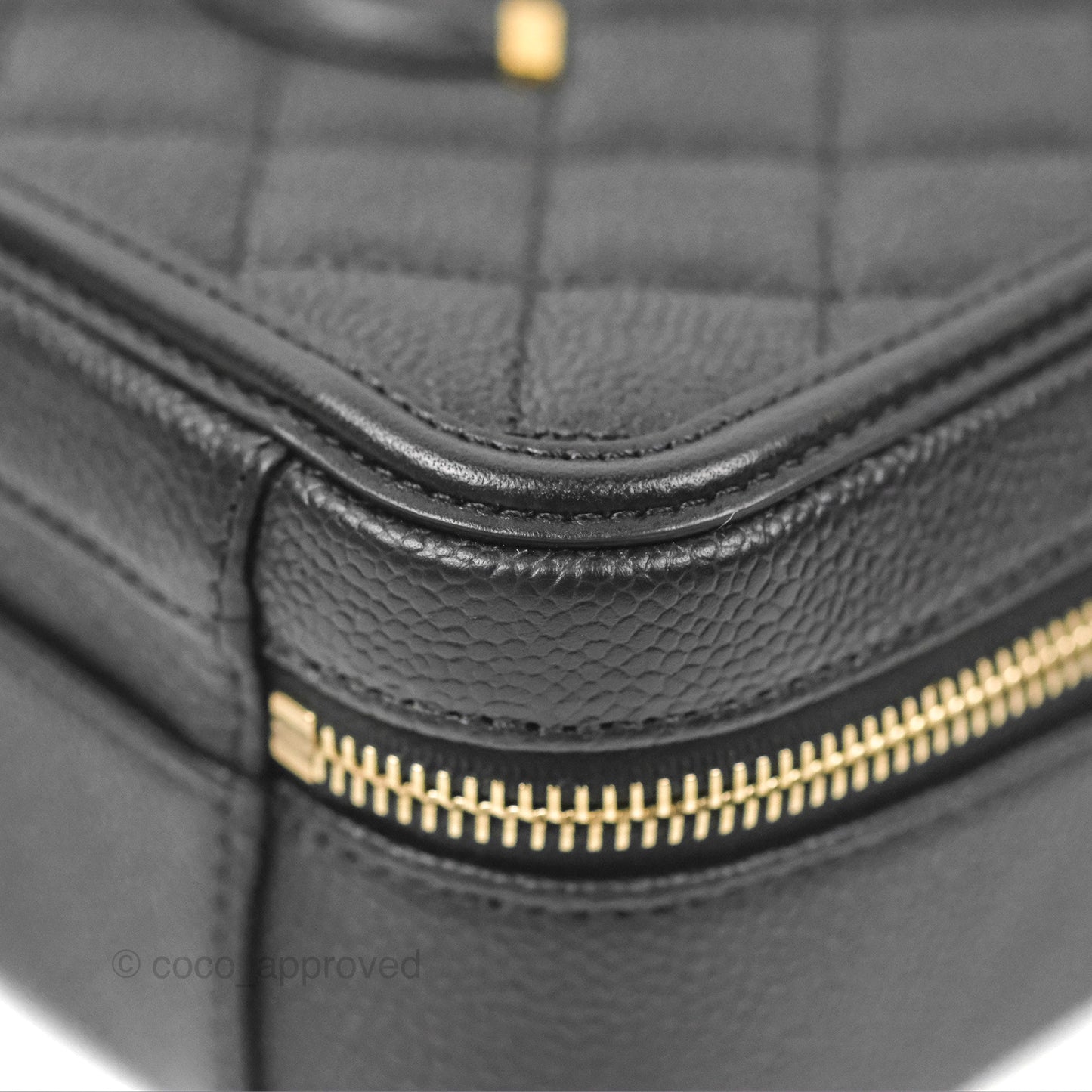 Chanel Quilted Medium CC Filigree Vanity Case Black Caviar Gold Hardware