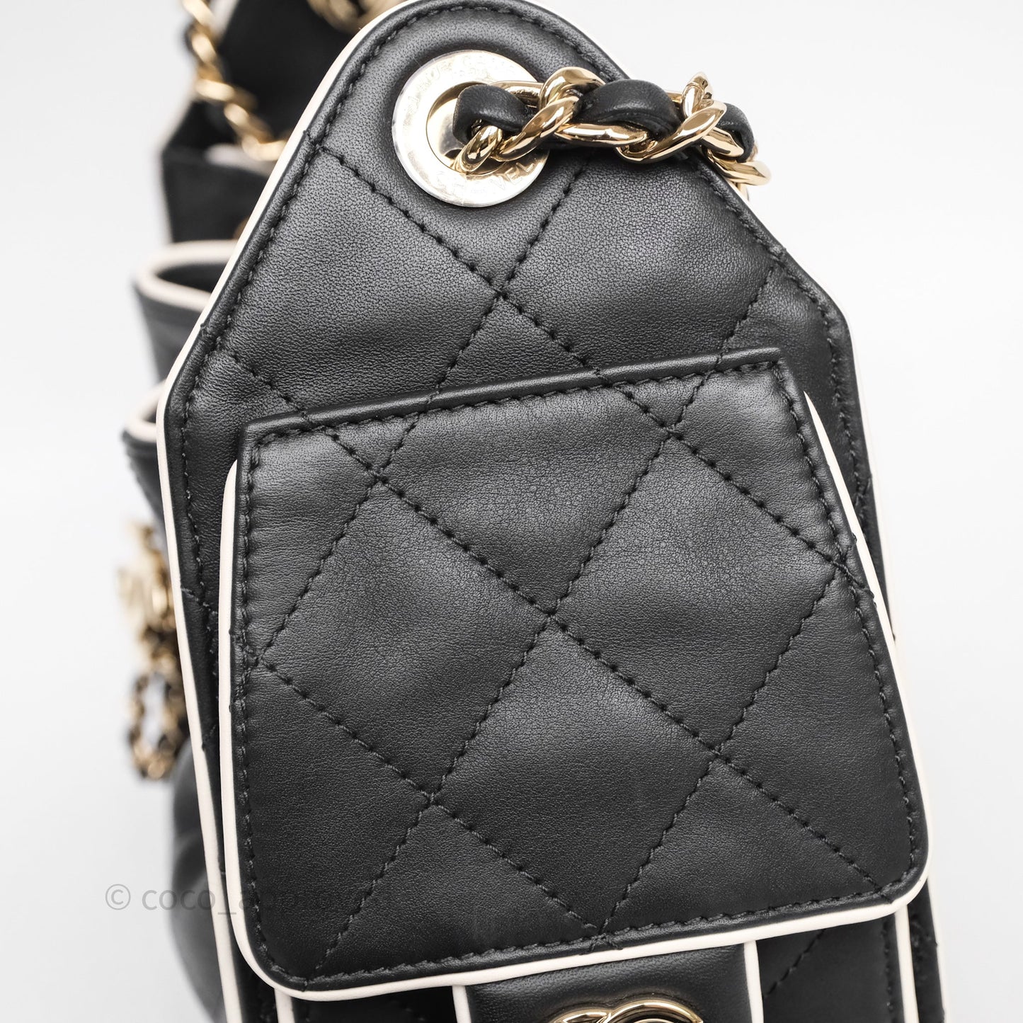 Chanel 25 Mini Bag Black/ White Calfskin Gold Hardware