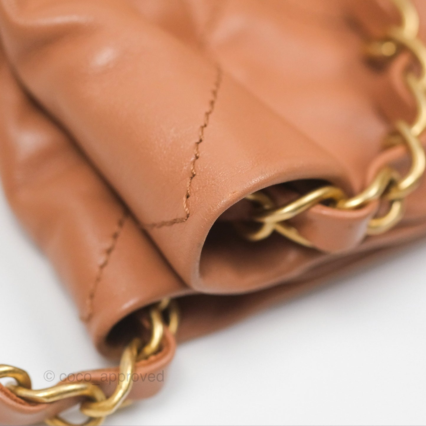 Chanel 22 Medium Caramel Beige Shiny Calfskin Aged Gold Hardware