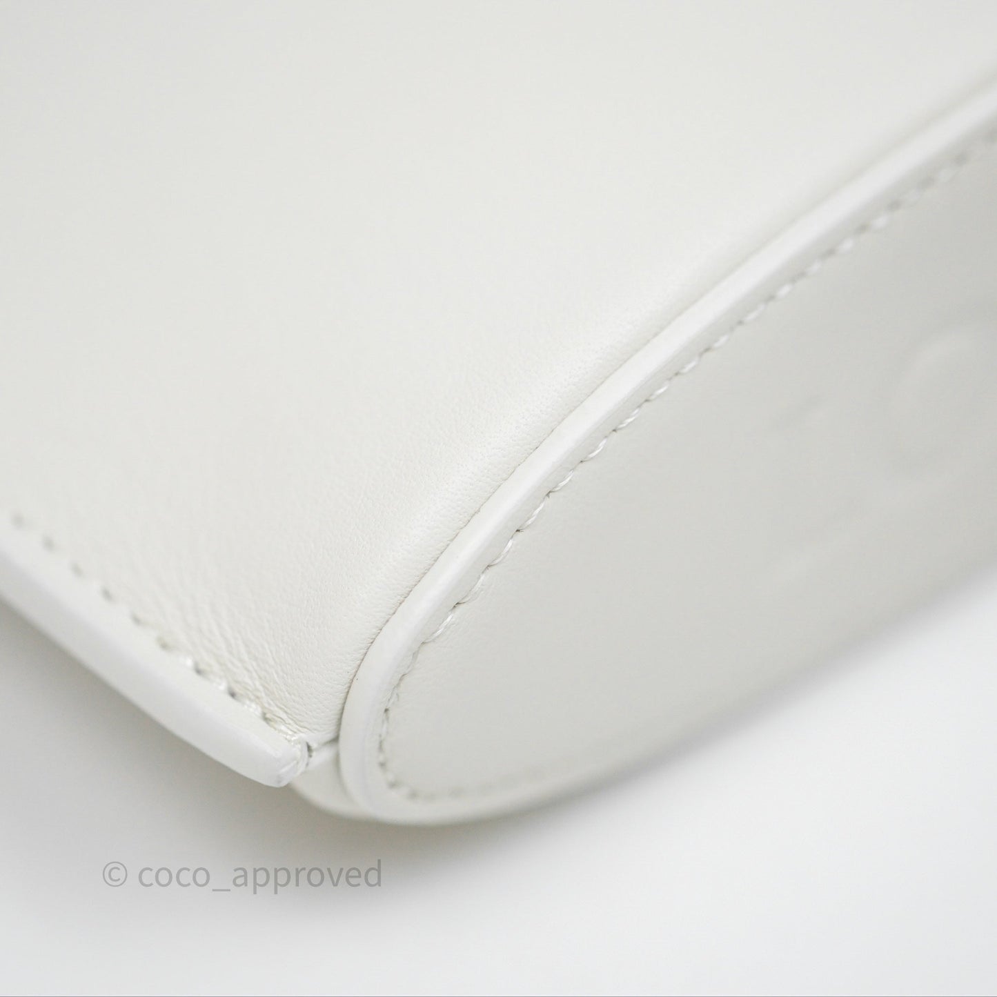 Loewe Dice Pocket in Classic Calfskin White