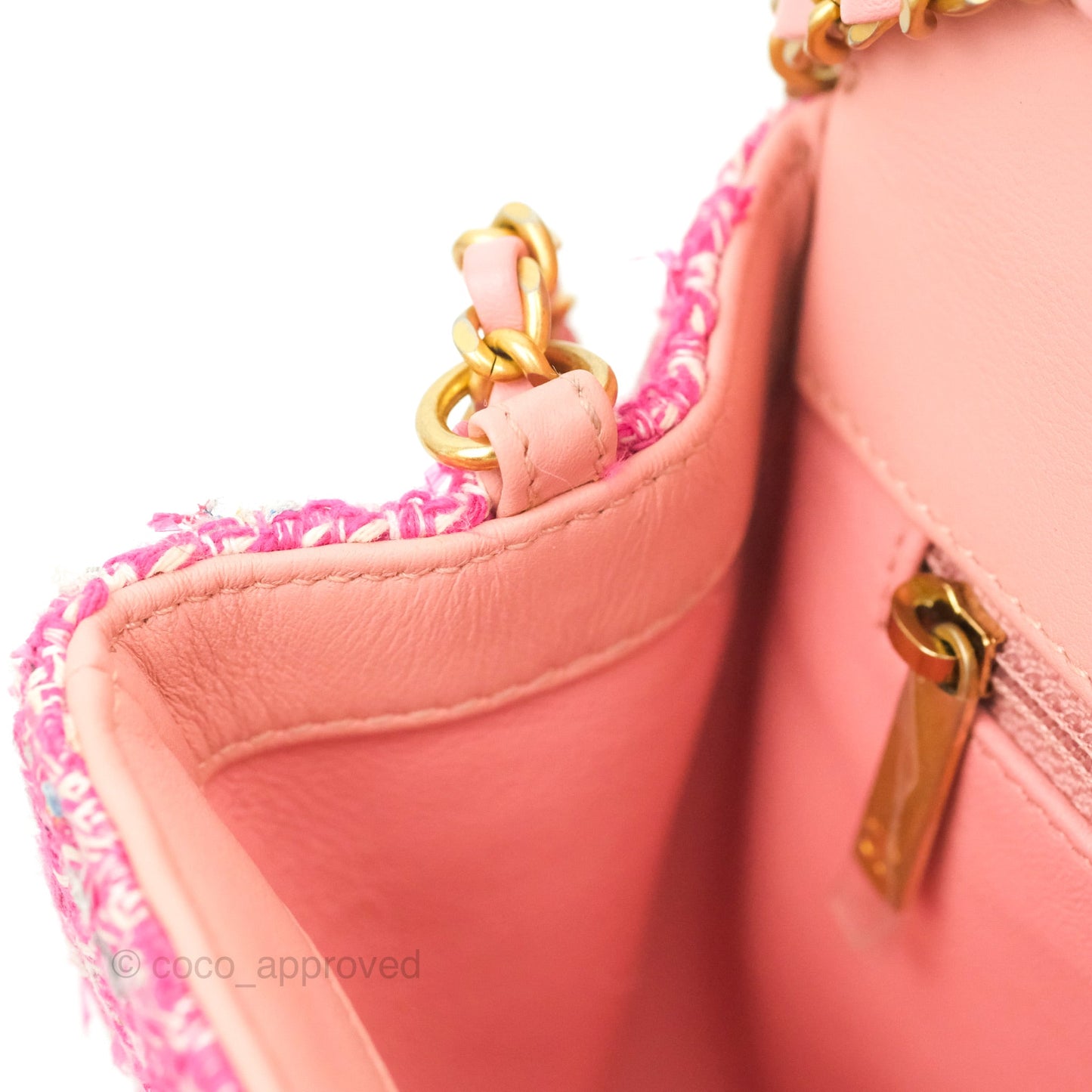 Chanel Quilted Small CC Filigree Flap Pink Tweed