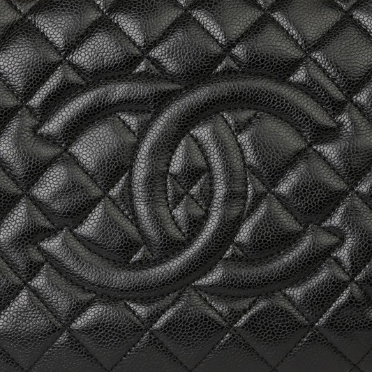 Luxury Chanel CAVIAR QUILTED GRAND SHOPPING TOTE BAG