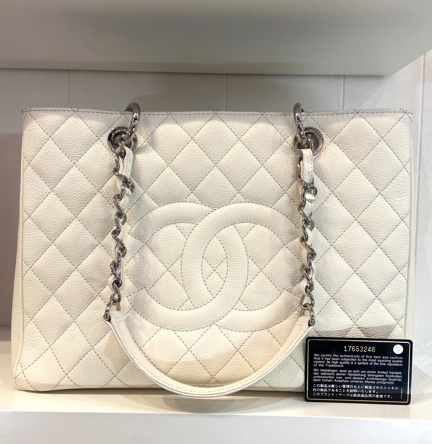 Luxury Chanel CAVIAR QUILTED GRAND SHOPPING TOTE BAG