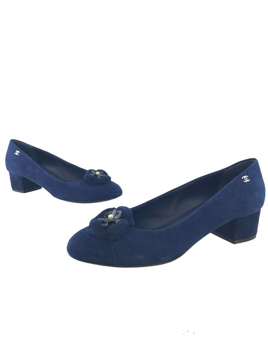 Chanel 16C Suede Camellia Pumps Size 10.5