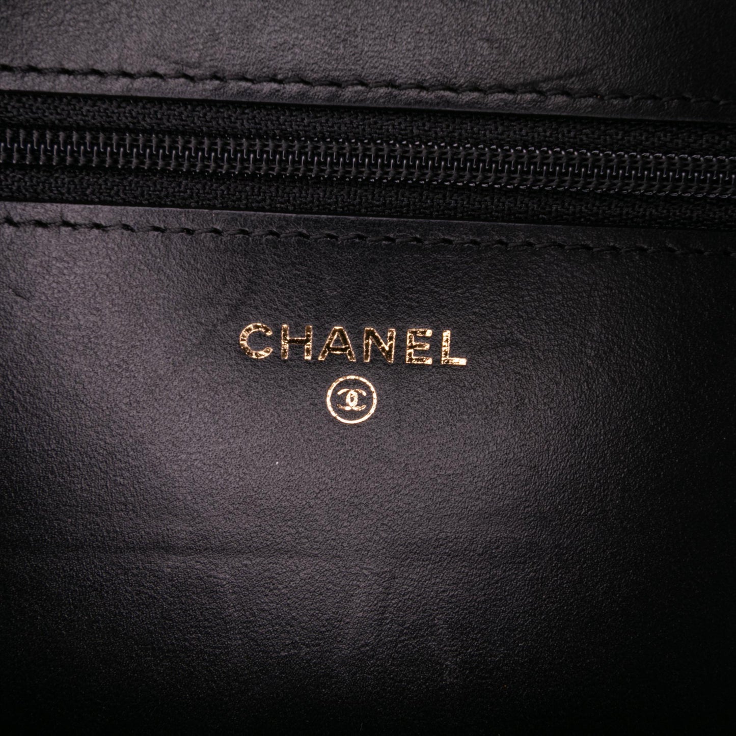 Chanel Bicolor Quilted Lambskin Camellia Wallet on Chain