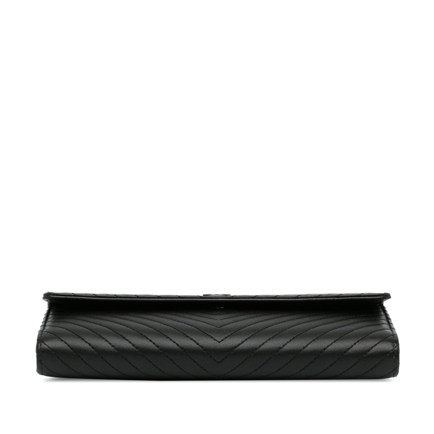 Chanel CC Chevron Lambskin Long Wallet (SHG-GJrUFh)