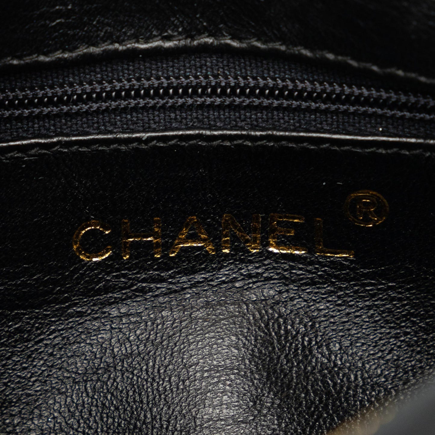 Chanel CC Matelasse Tassel Camera Bag (SHG-b743DC)