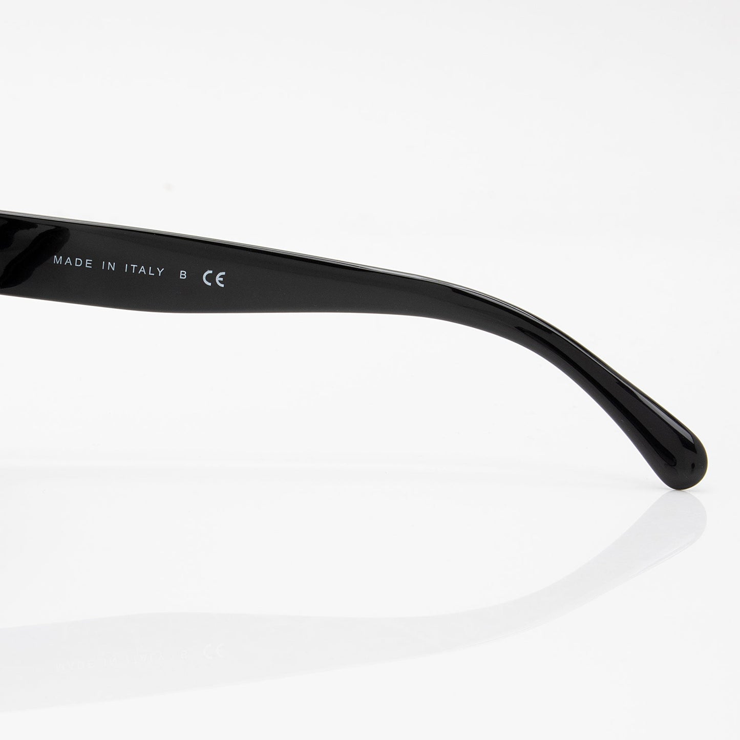 Chanel CC Oversized Butterfly Sunglasses (SHF-EZDflk)