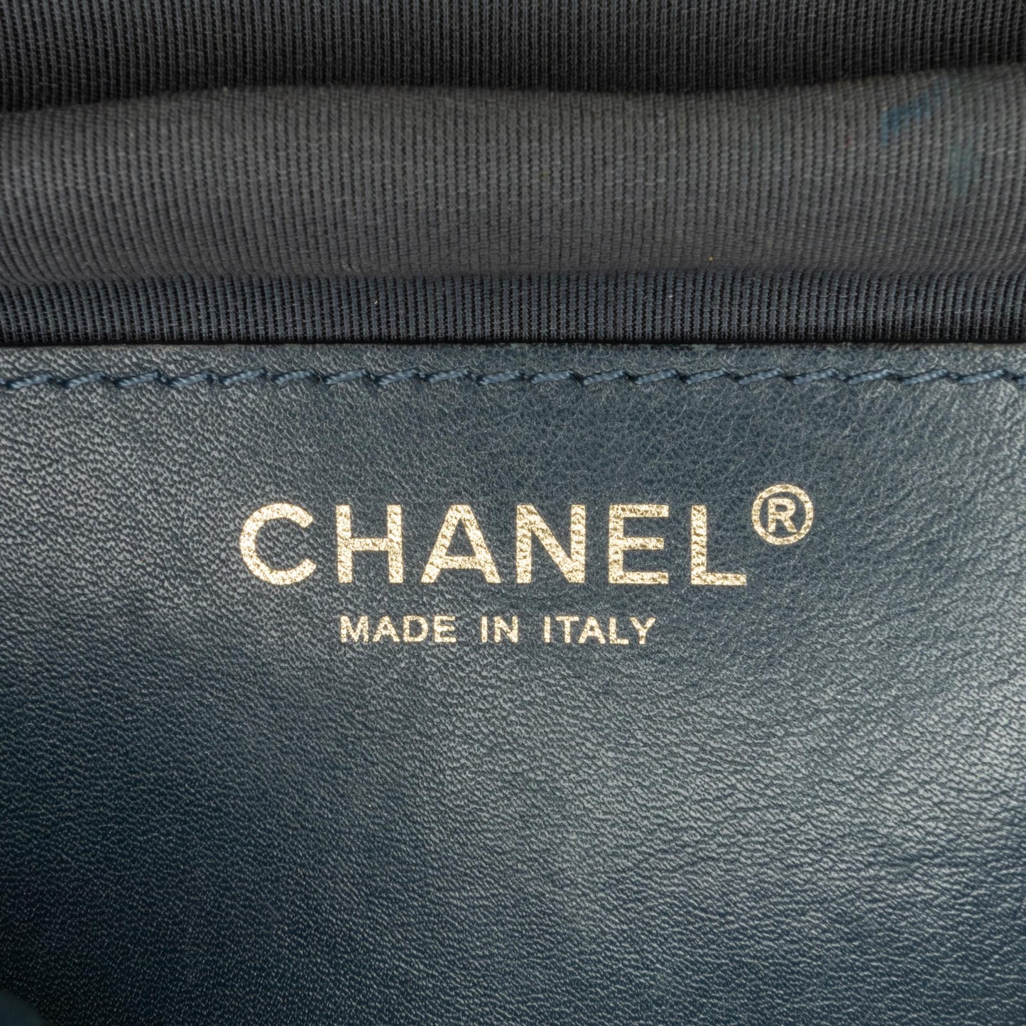 Chanel CC Quilted Bullskin Vanity Case (SHG-3WgpyN)