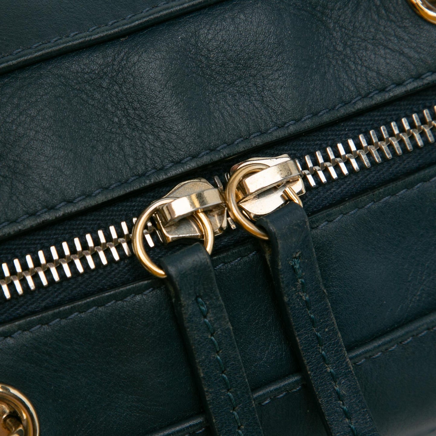 Chanel CC Quilted Bullskin Vanity Case (SHG-3WgpyN)