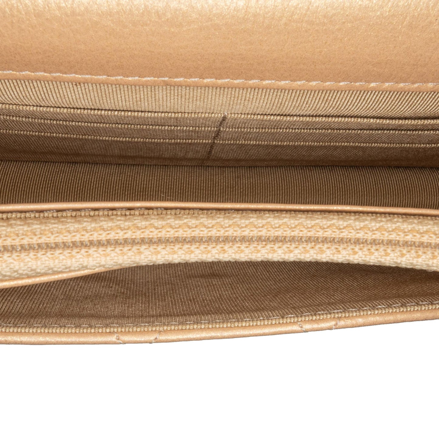 Chanel CC Quilted Lambskin Coin Charm Wallet on Chain (SHG-cXVvnN)