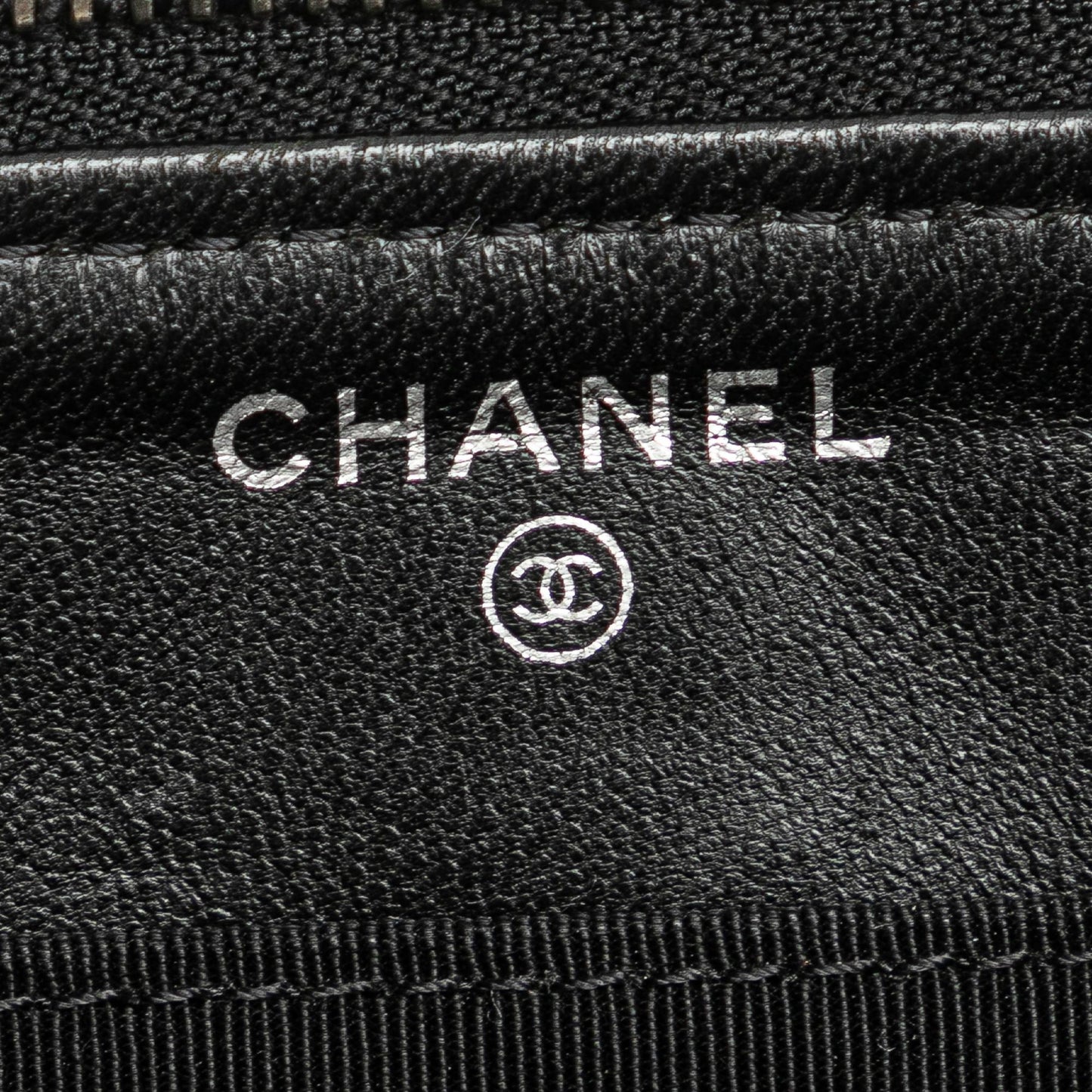 Chanel CC Quilted Lambskin Double Zip Clutch (SHG-9zutGz)