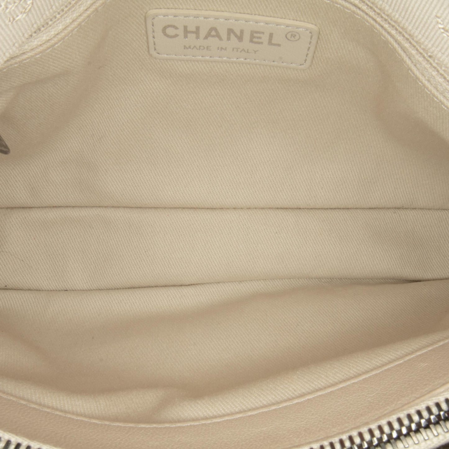 Chanel CC Quilted Lambskin Single Flap (SHG-srjhdn)