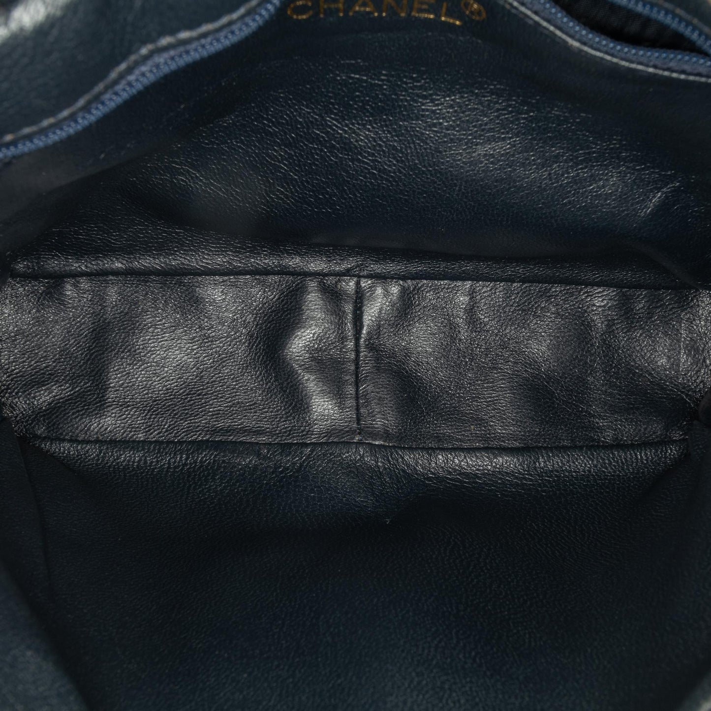 Chanel CC Quilted Lambskin Tassel Camera Bag (SHG-P5tGZz)