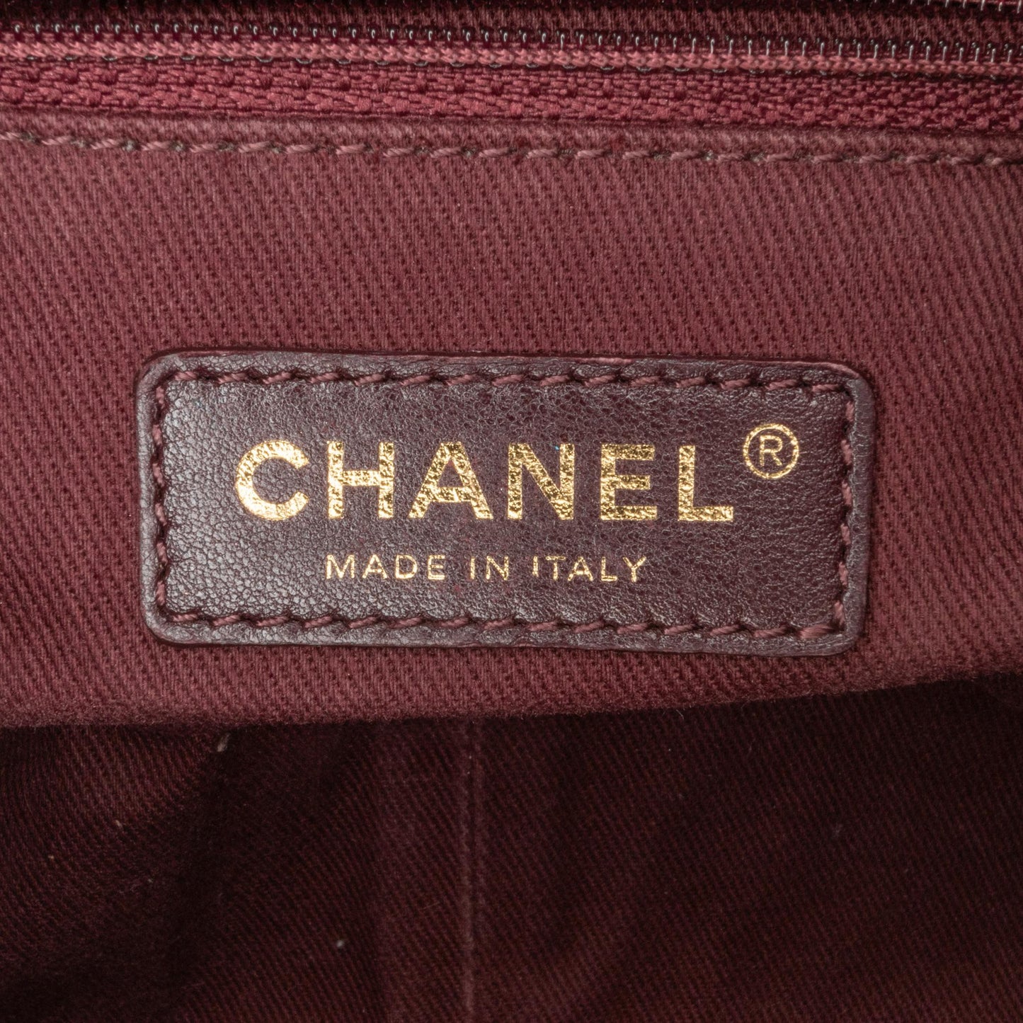 Chanel CC Quilted Lambskin Tassel and Border Embellished Flap Bag (SHG-anFwRO)
