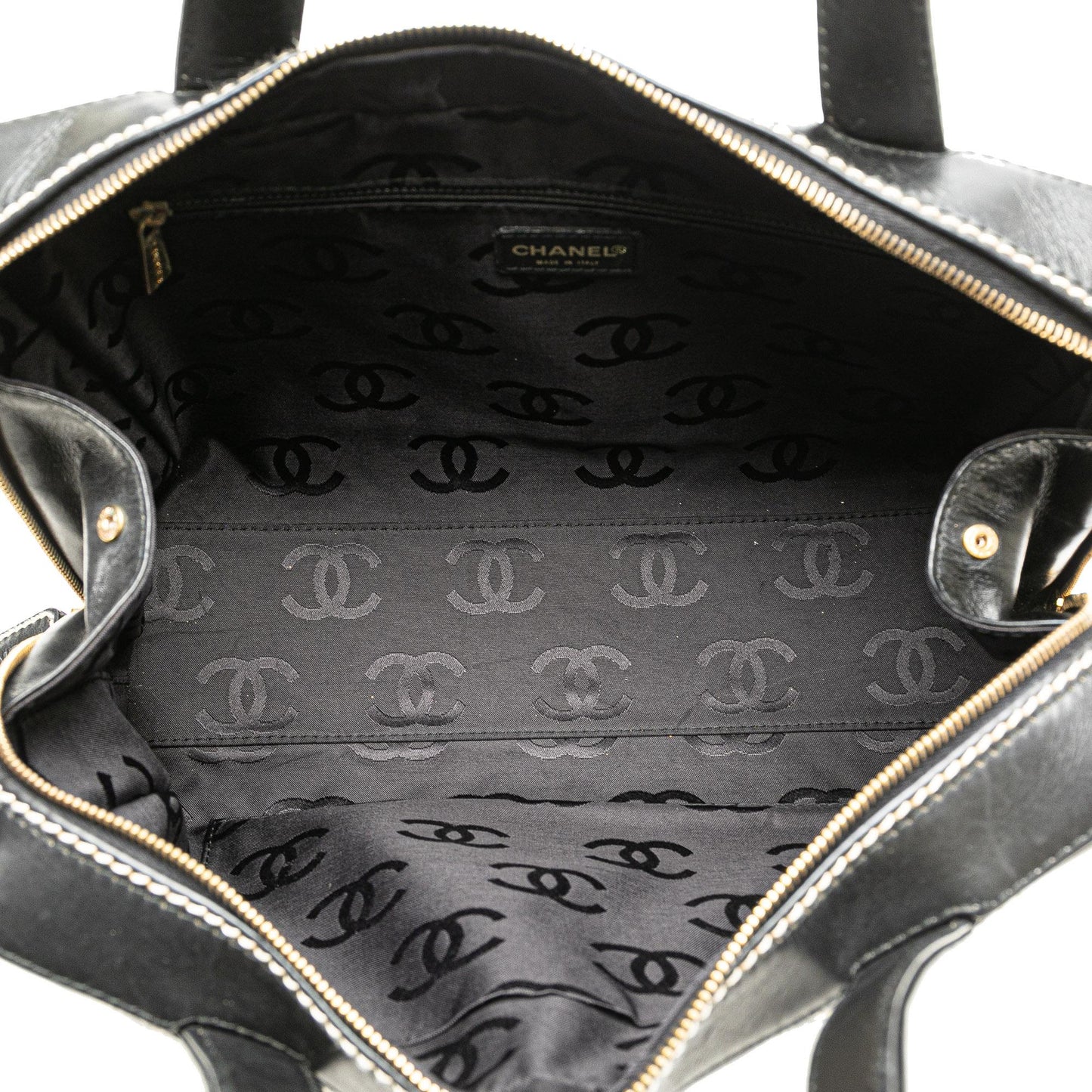 Chanel CC Wild Stitch Lambskin Handbag (SHG-SgvNml)