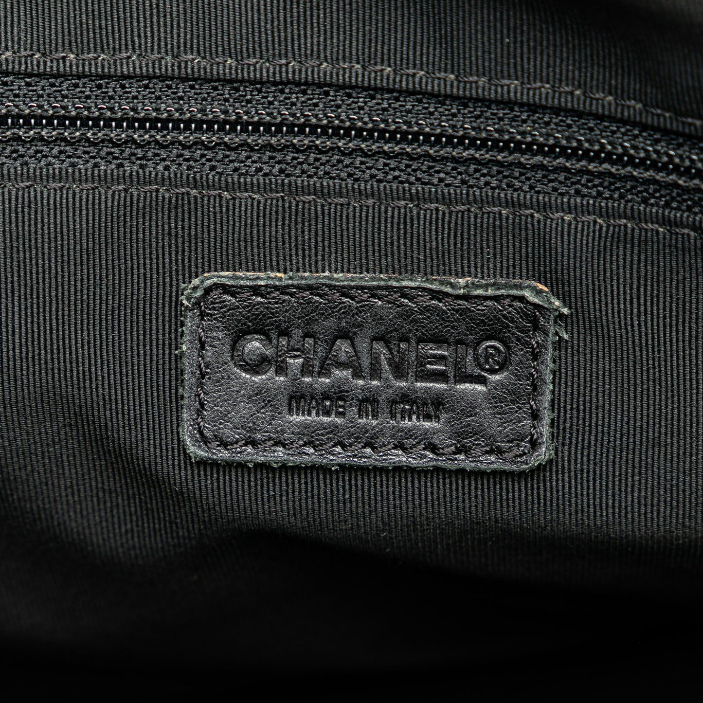 Chanel CC Wild Stitch Lambskin Handbag (SHG-PztZdy)