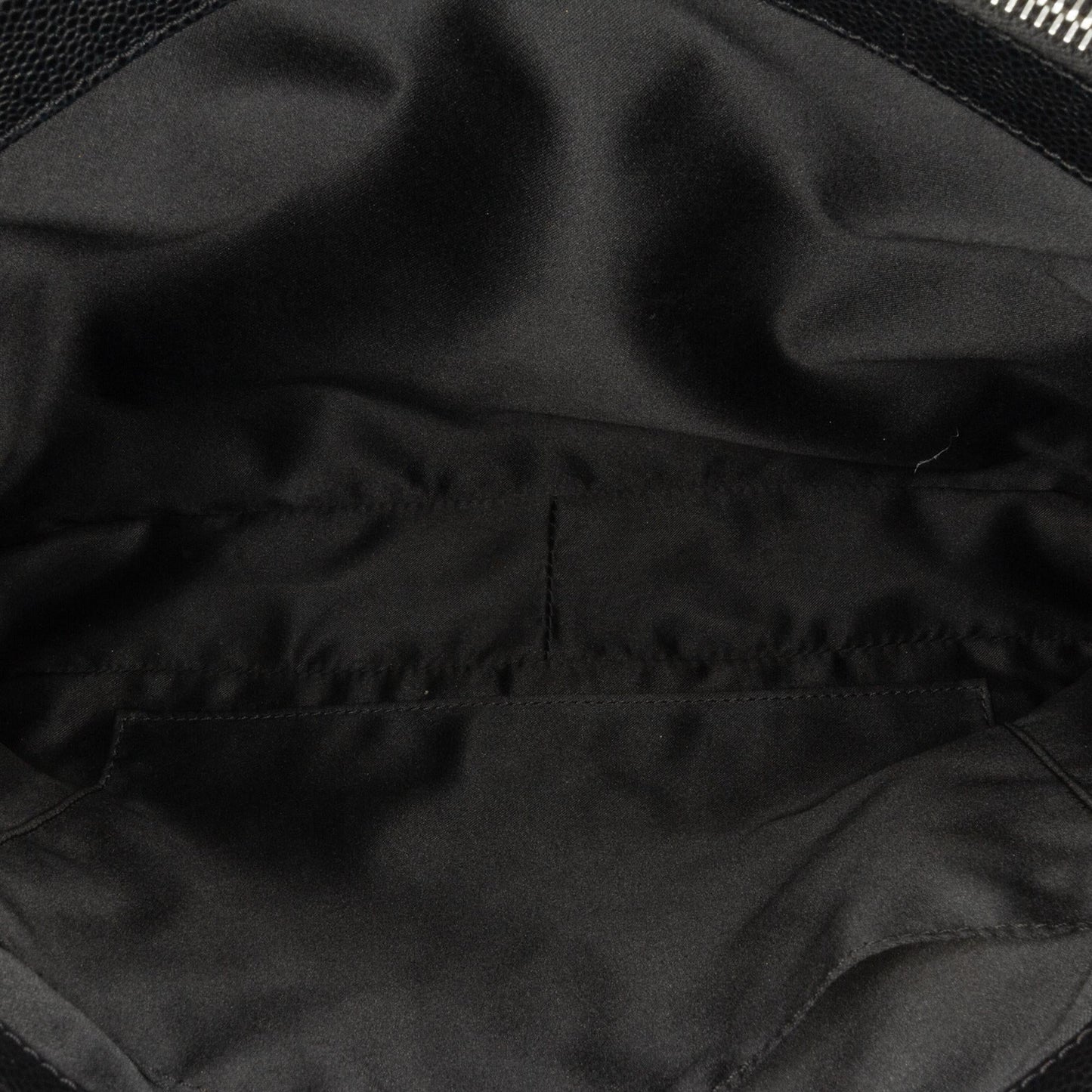 Chanel Caviar Grand Shopping Tote (SHG-sWpD91)