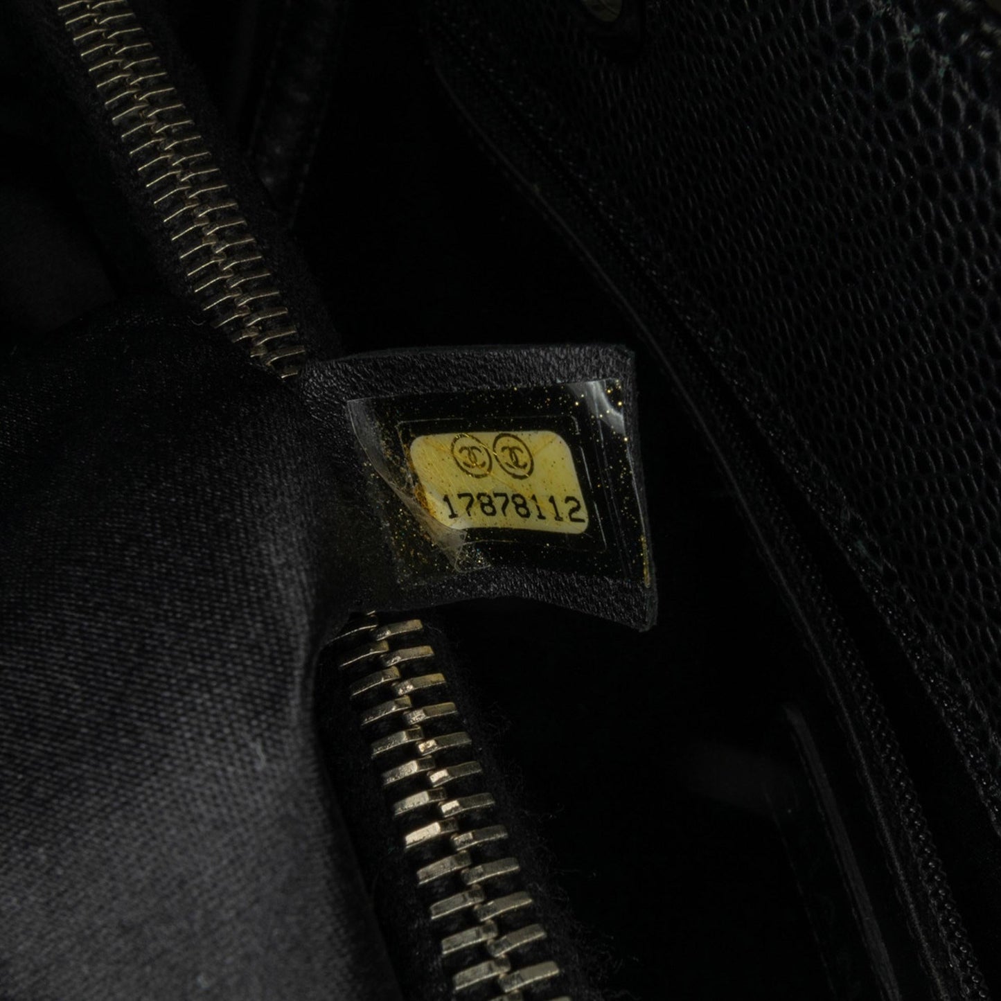 Chanel Caviar Grand Shopping Tote (SHG-BABGfj)