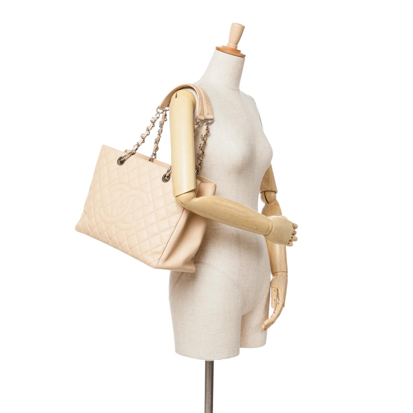 Chanel Caviar Grand Shopping Tote (SHG-SVwueC)