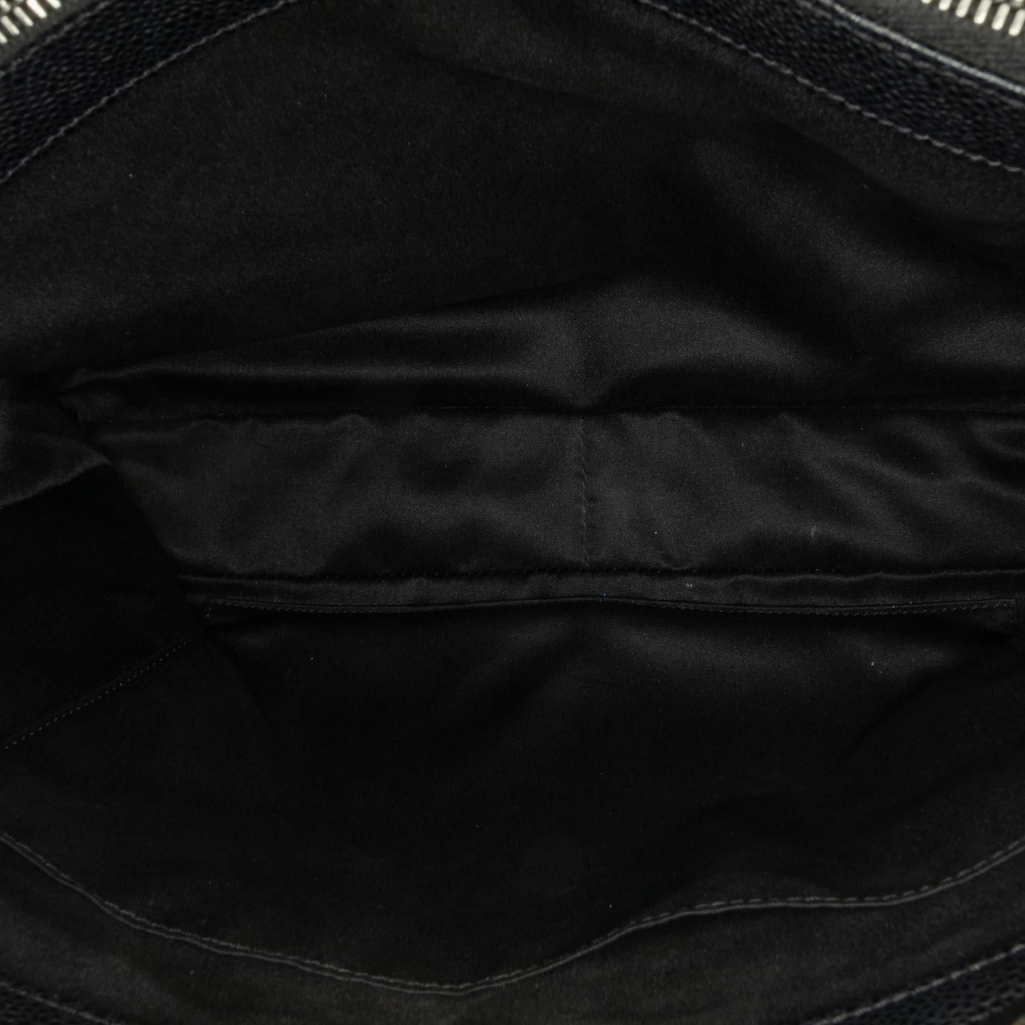 Chanel Caviar Grand Shopping Tote (SHG-WmeyV6)